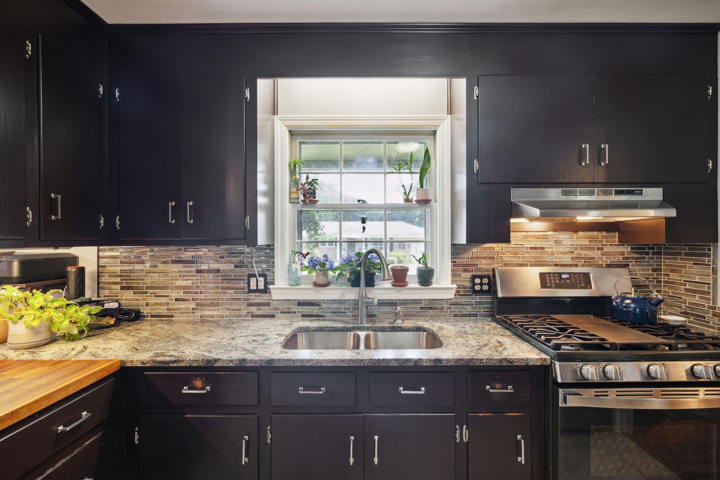 1820 Wedgefield Road