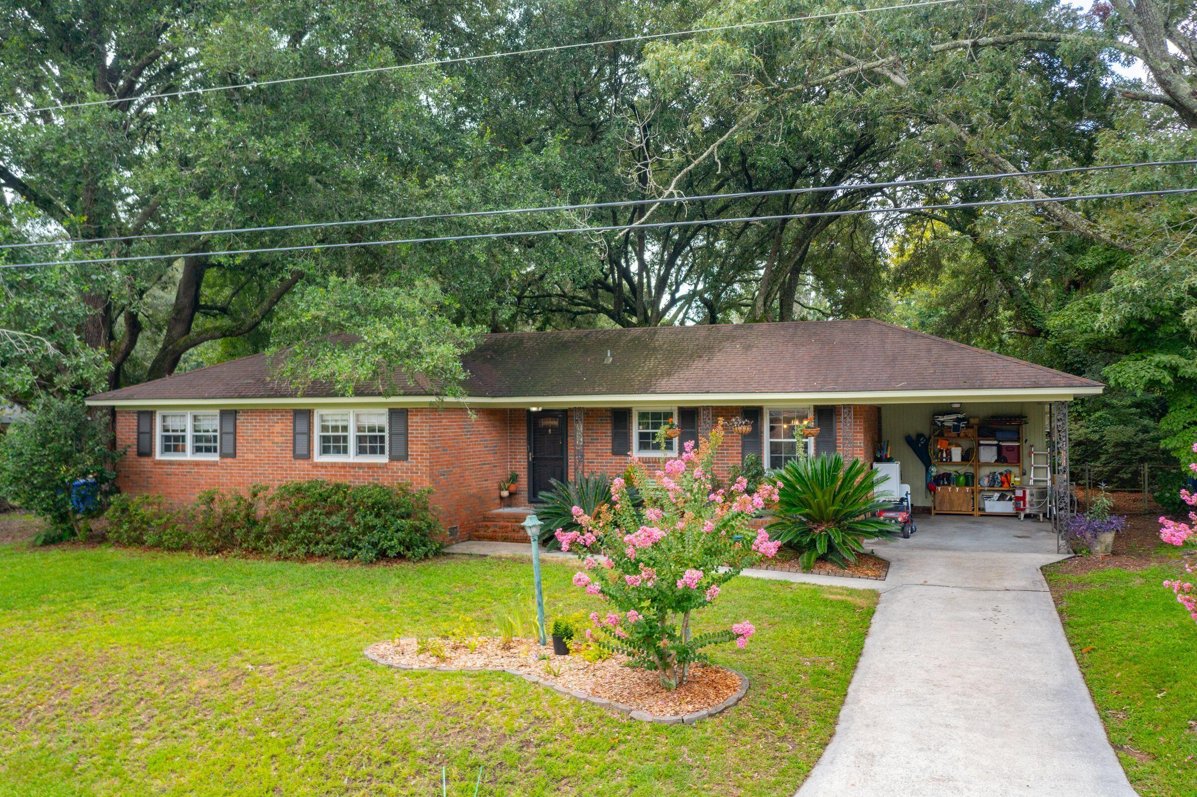 1820 Wedgefield Road