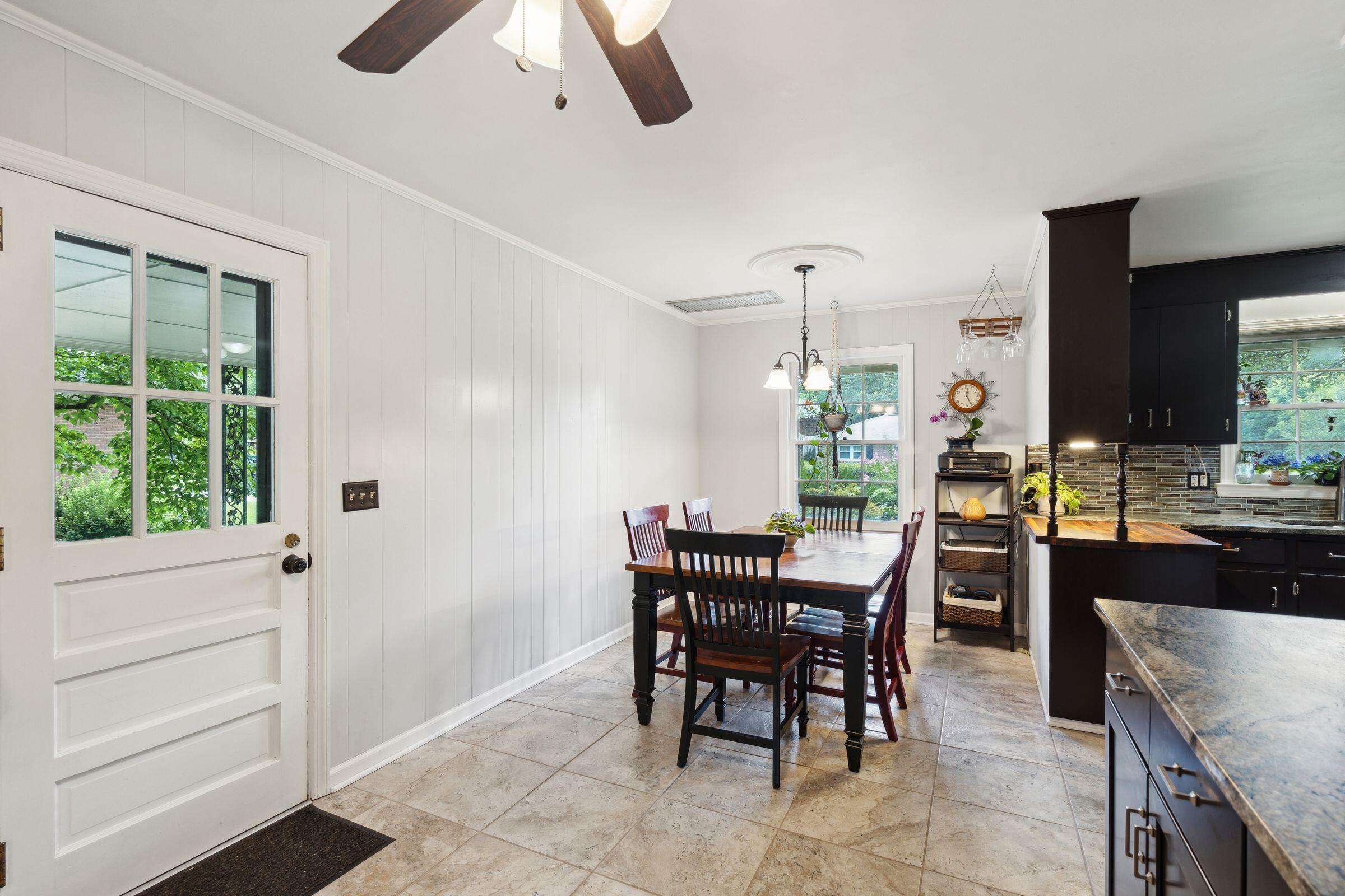 1820 Wedgefield Road