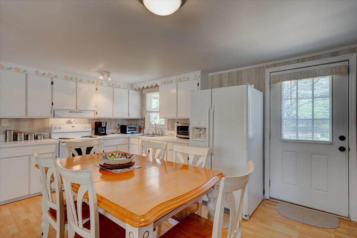 1302 E Ashley Avenue