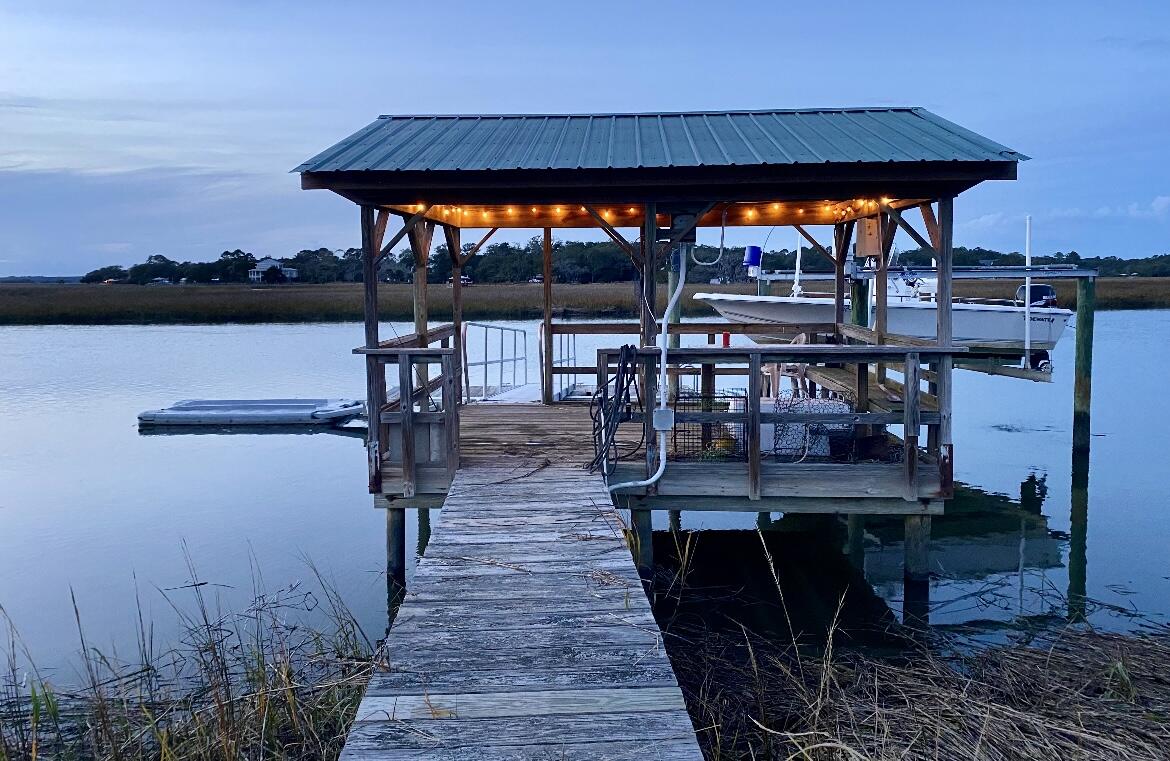 8272 Palmetto Road