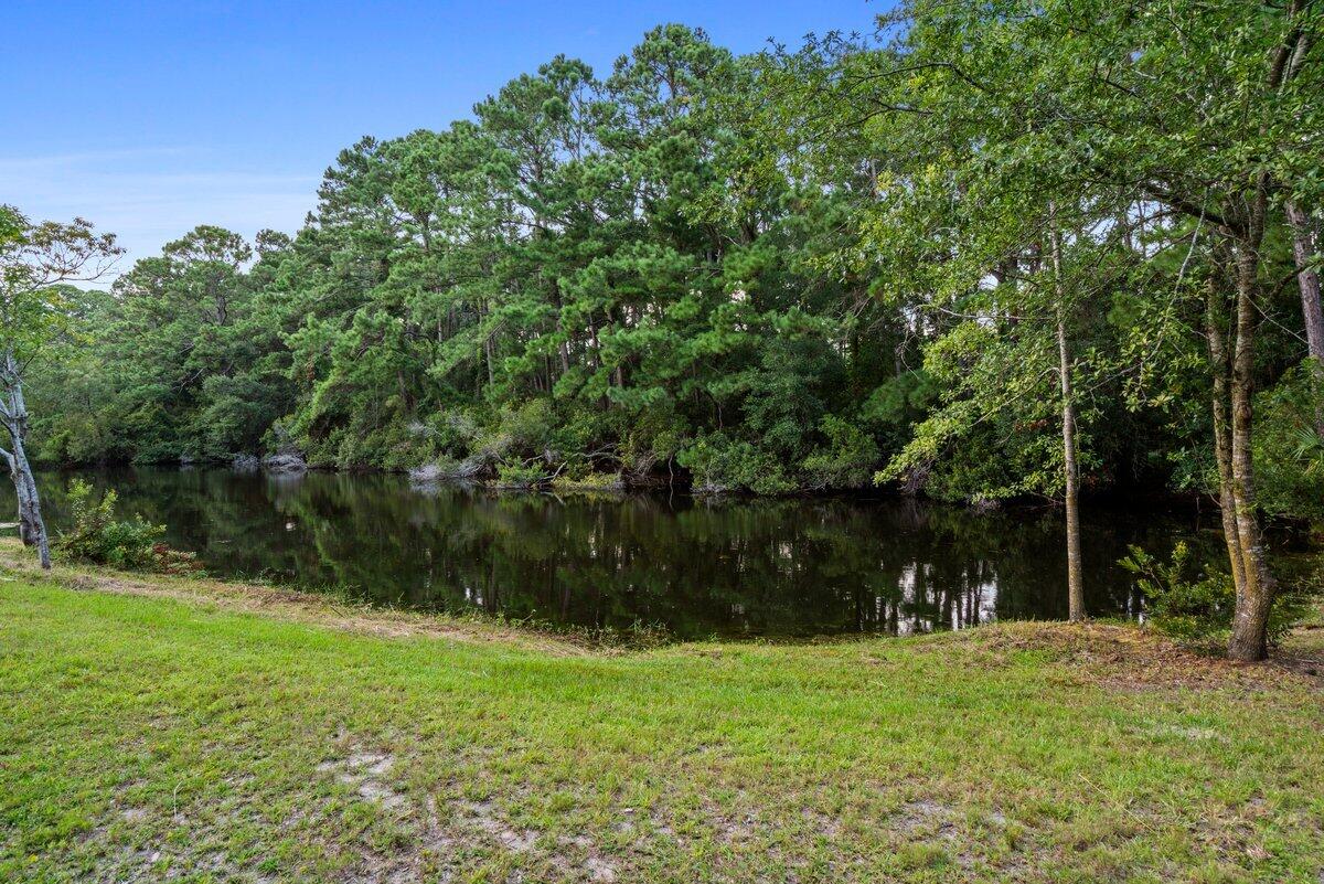 8272 Palmetto Road