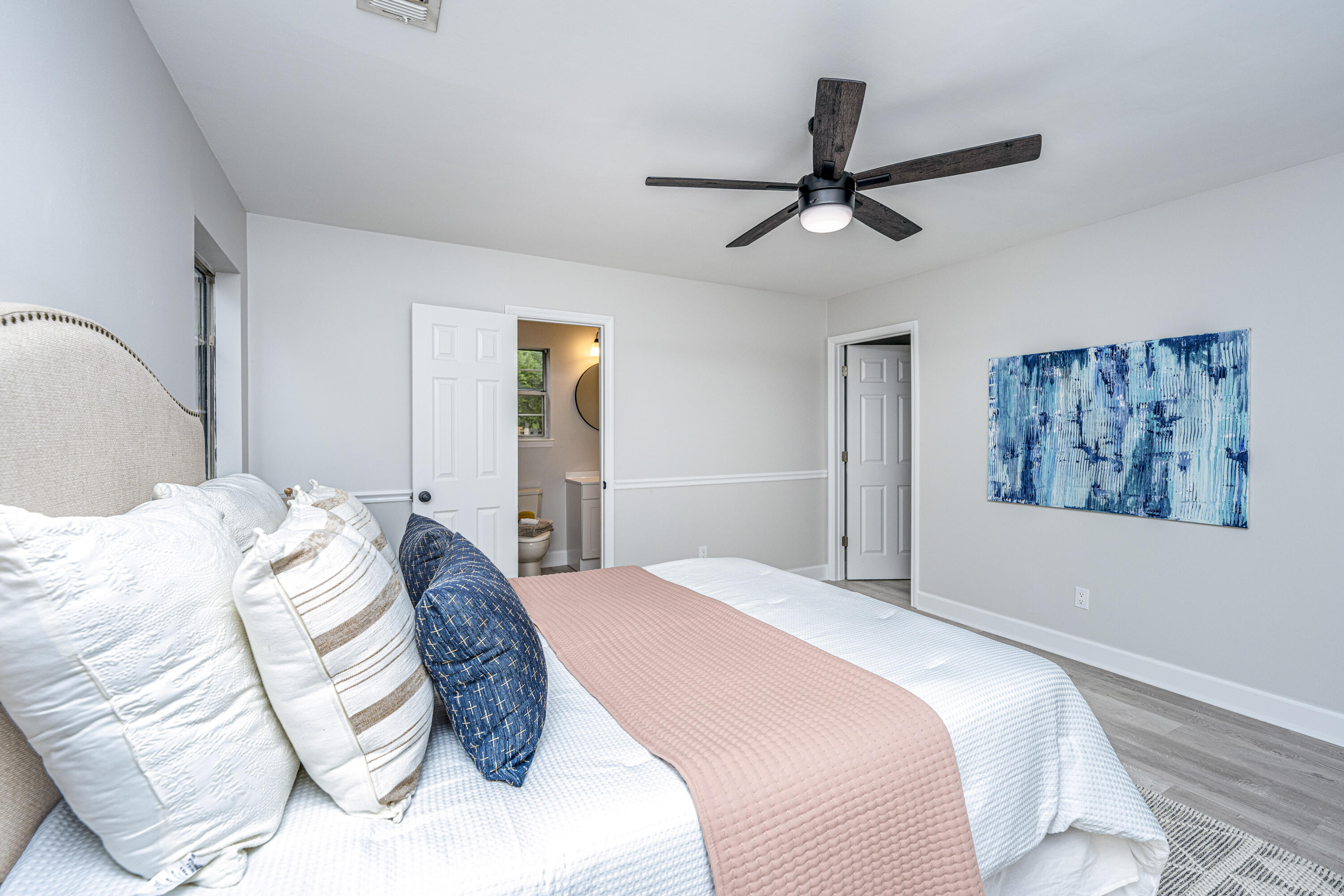 1052 Willowood Avenue