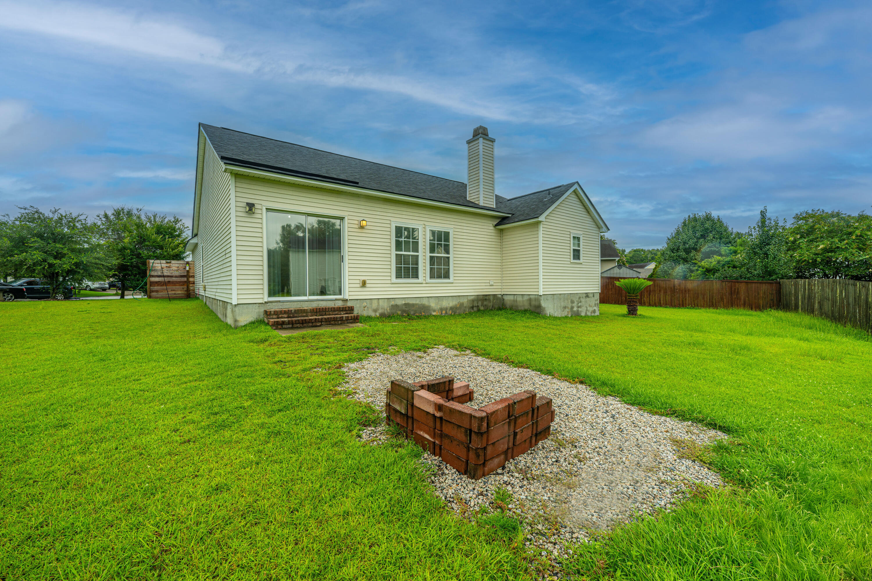 5035 Holdsworth Drive