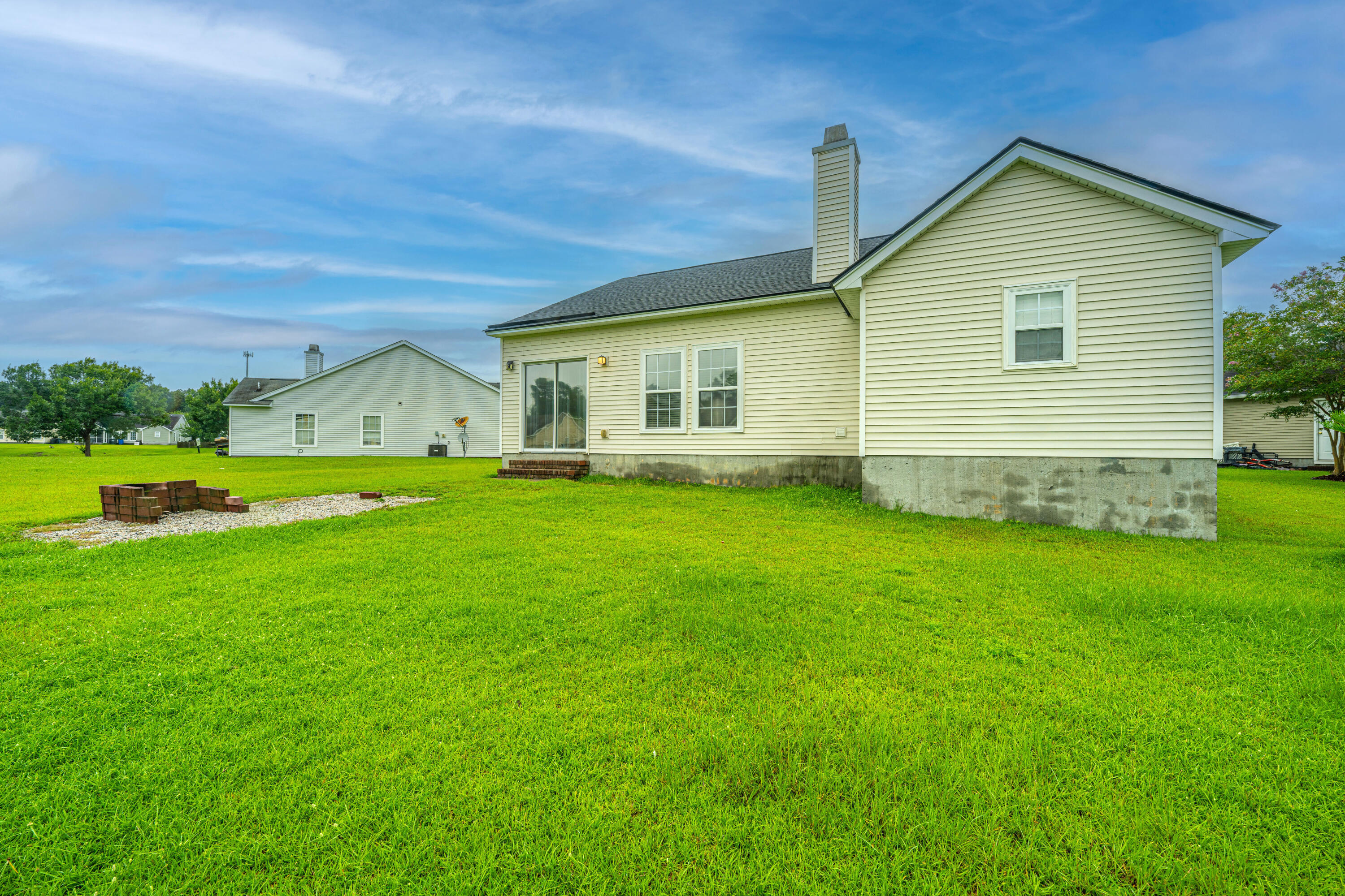 5035 Holdsworth Drive