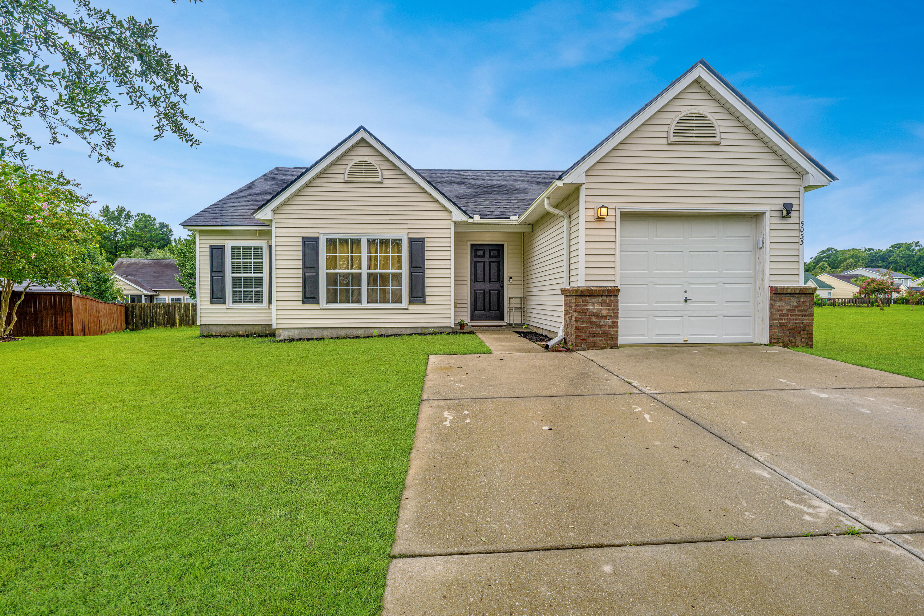 5035 Holdsworth Drive