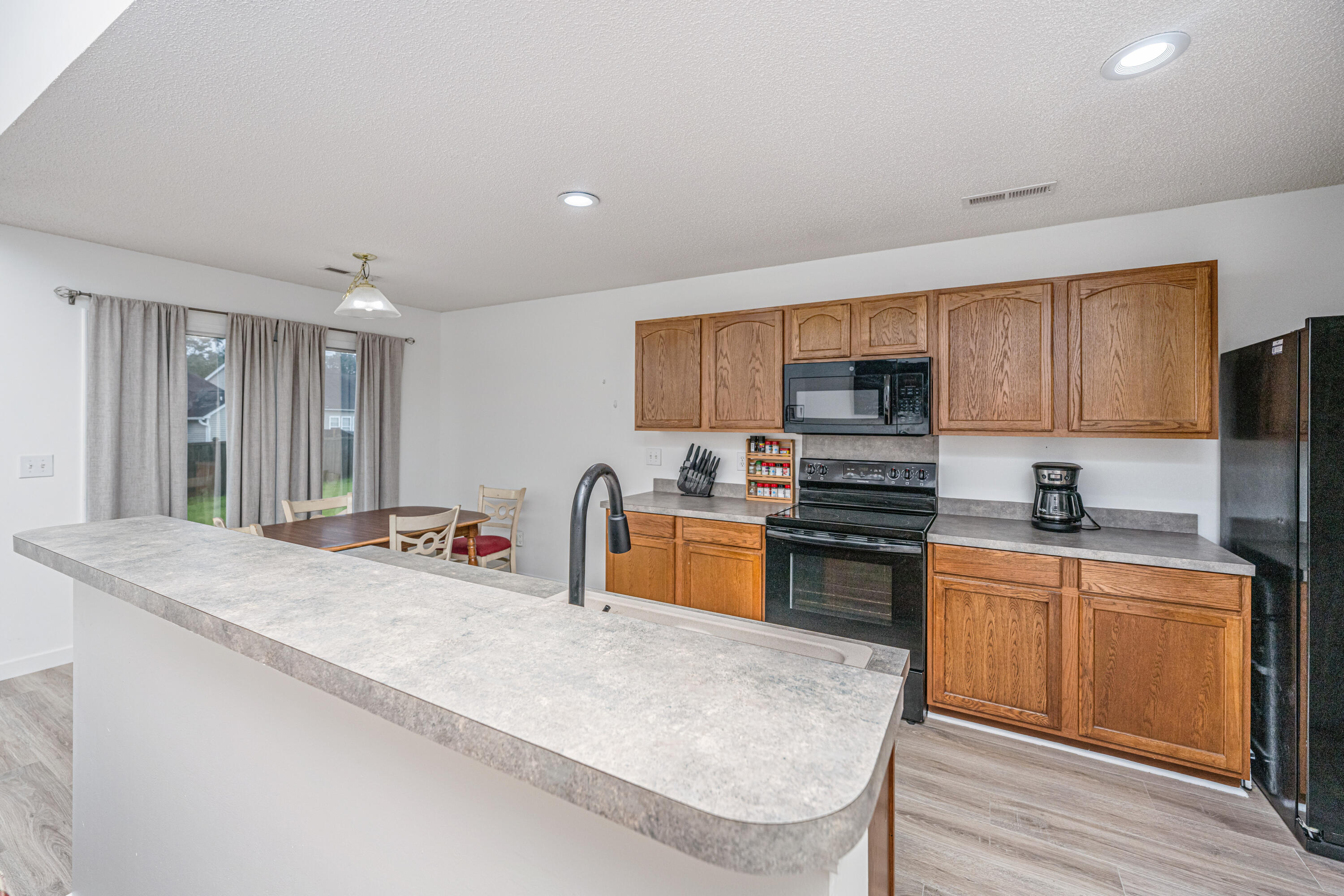 5035 Holdsworth Drive