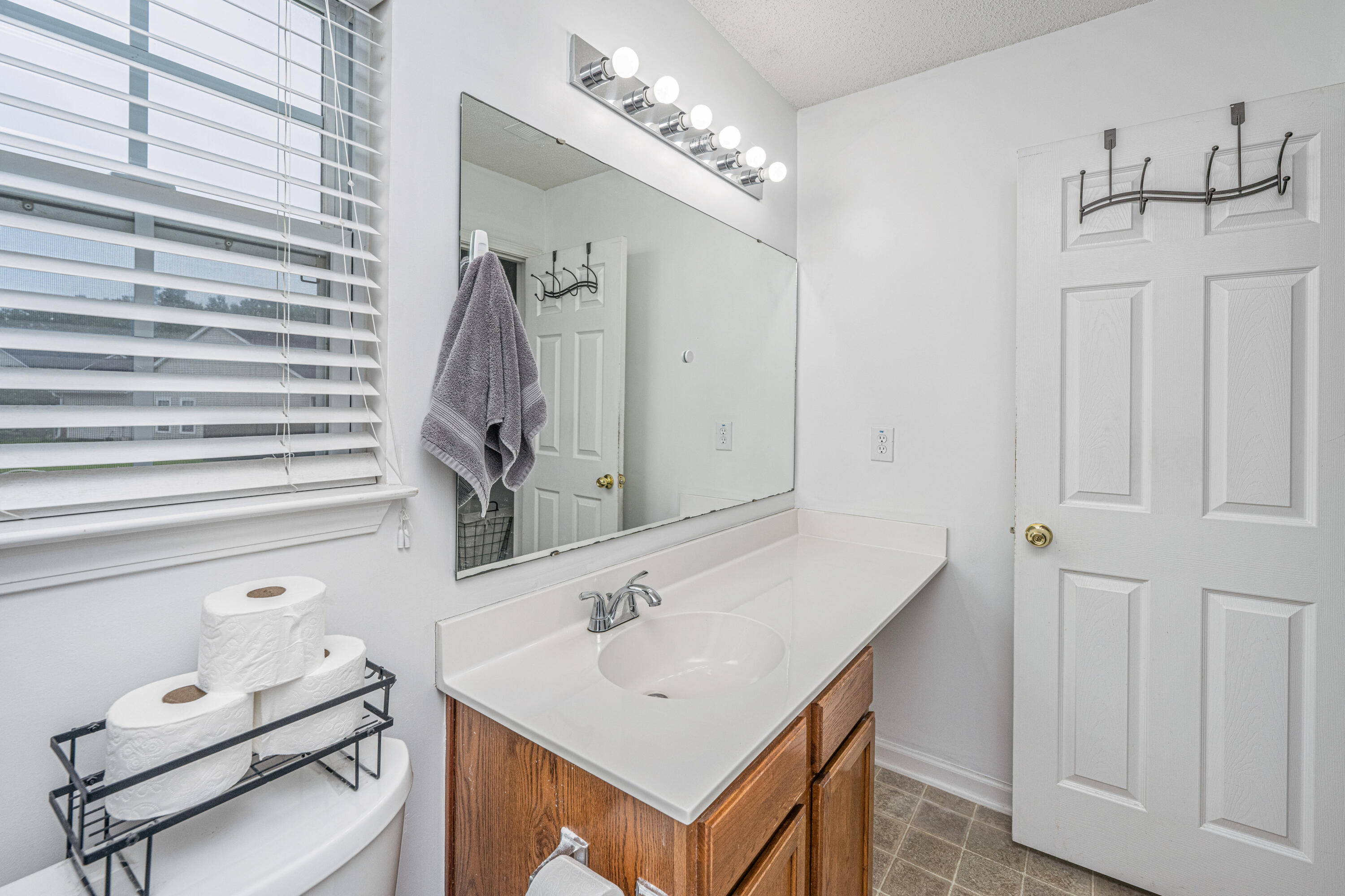 5035 Holdsworth Drive