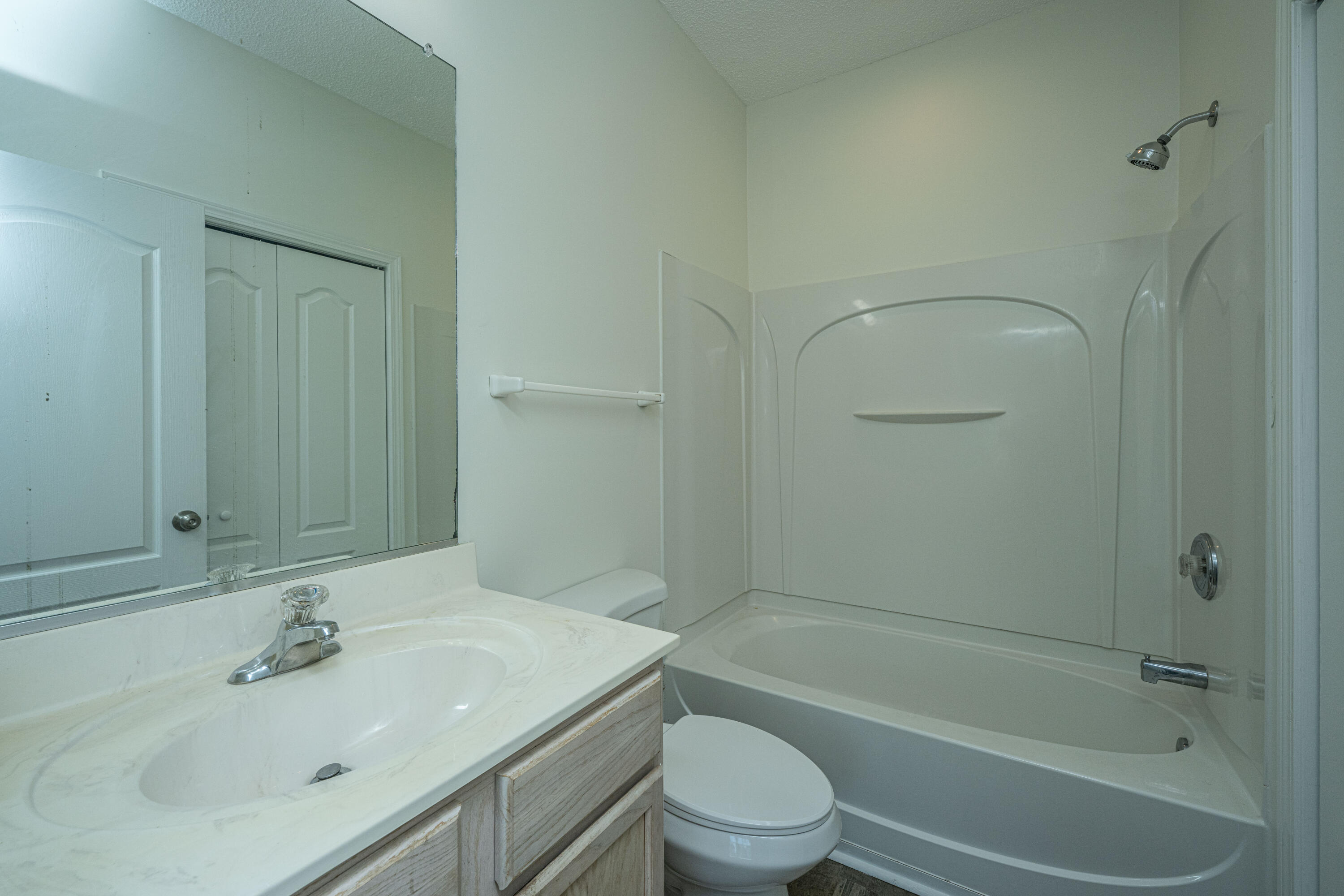 122 Lake Jogassee Drive