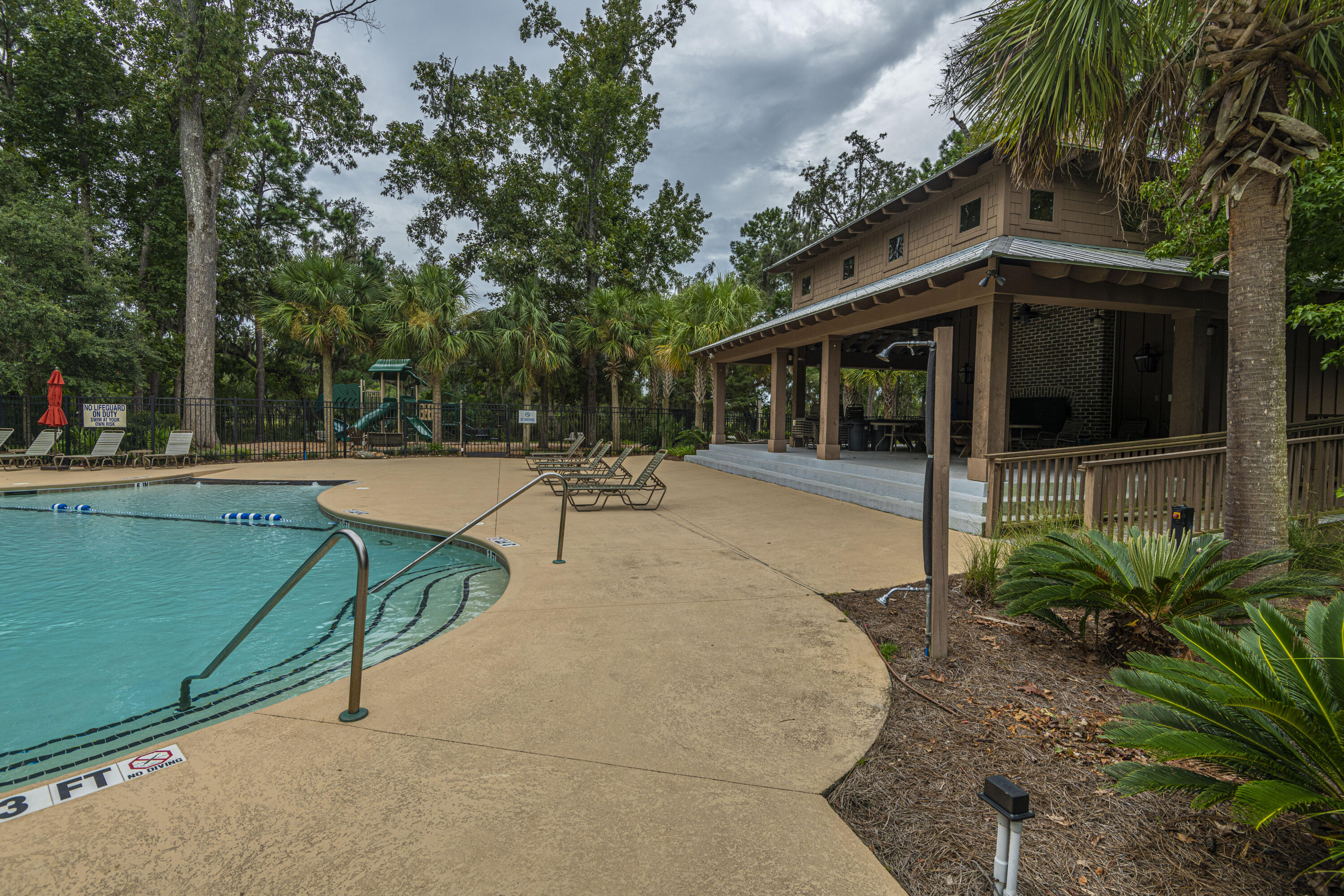 2926 Glenarden Drive