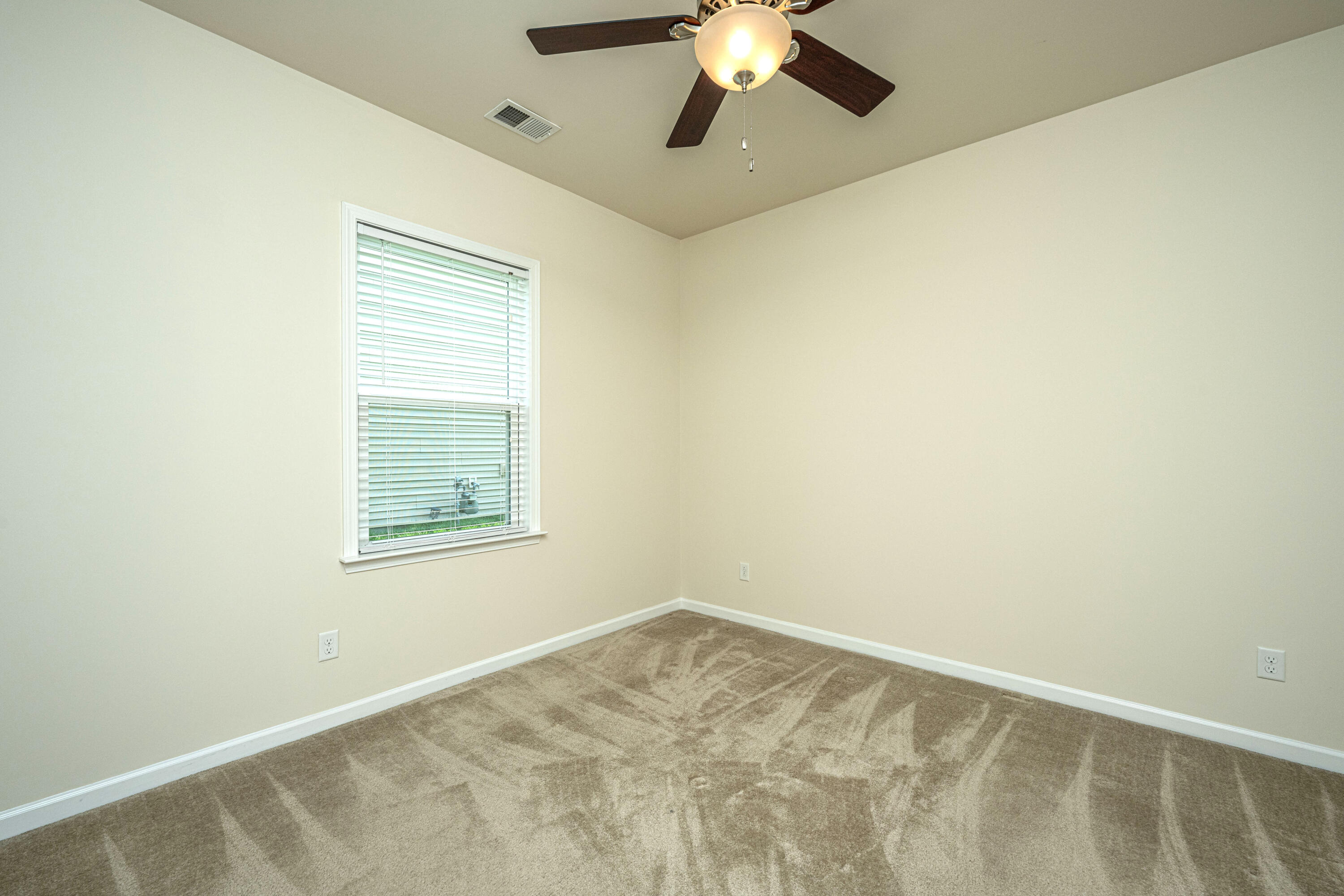 2926 Glenarden Drive