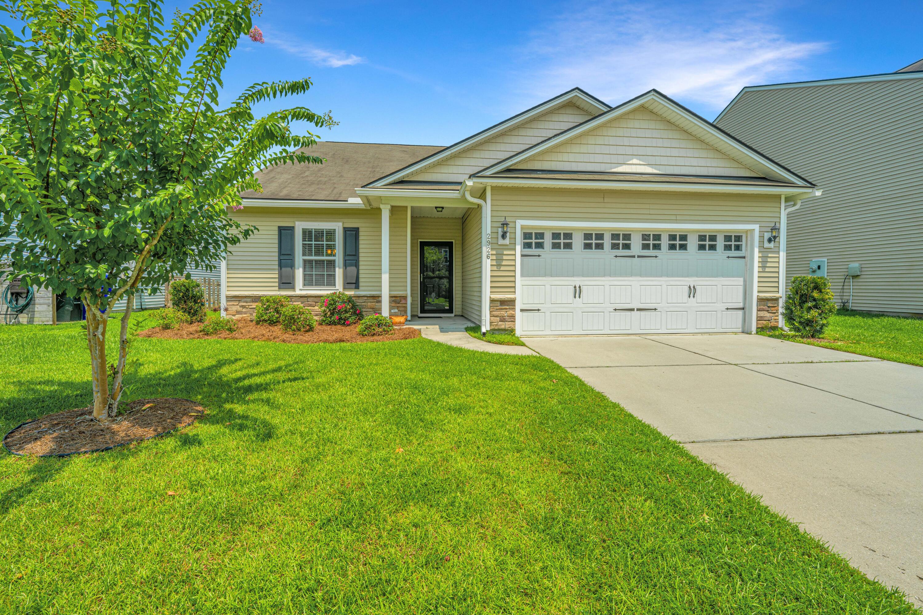 2926 Glenarden Drive