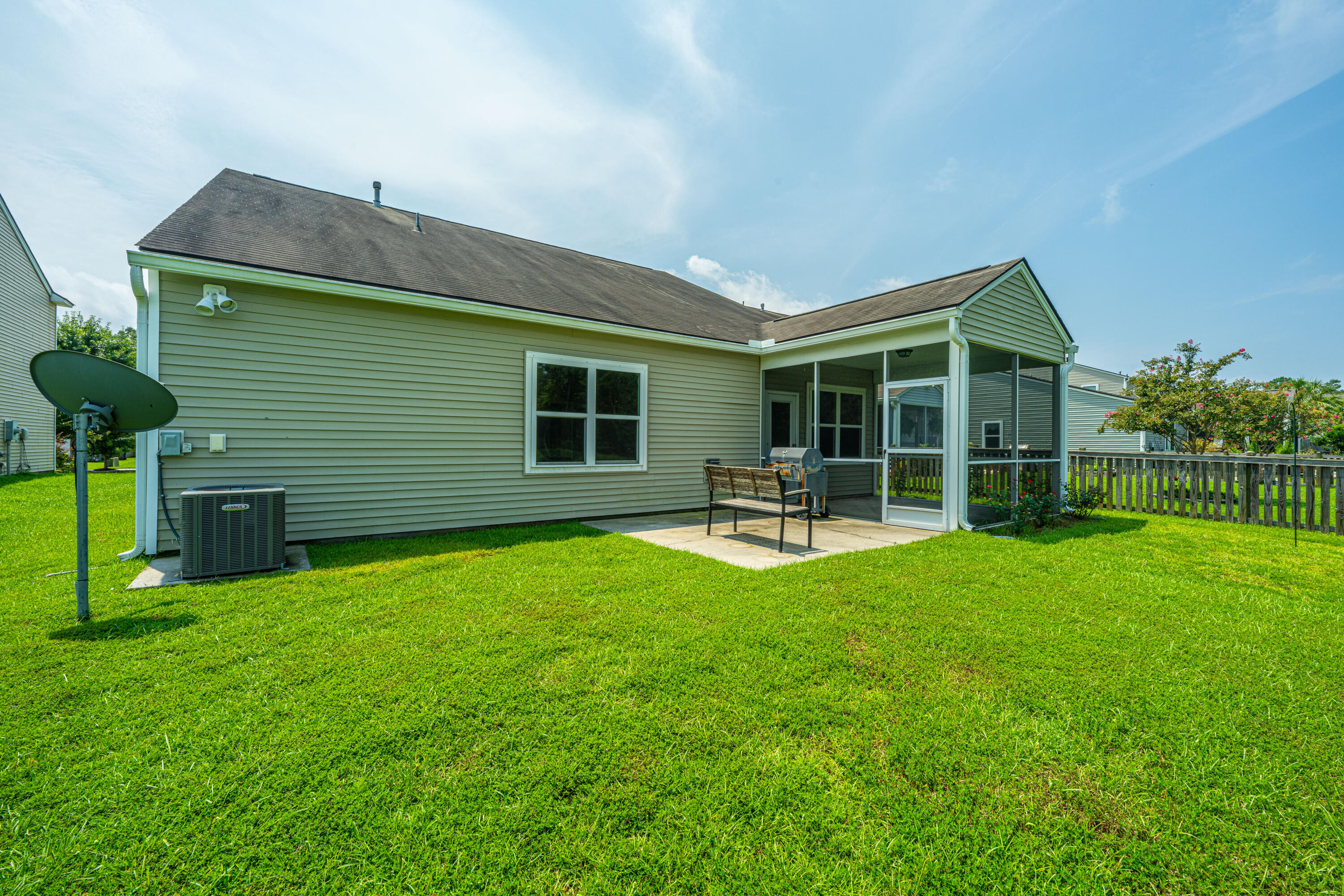 2926 Glenarden Drive