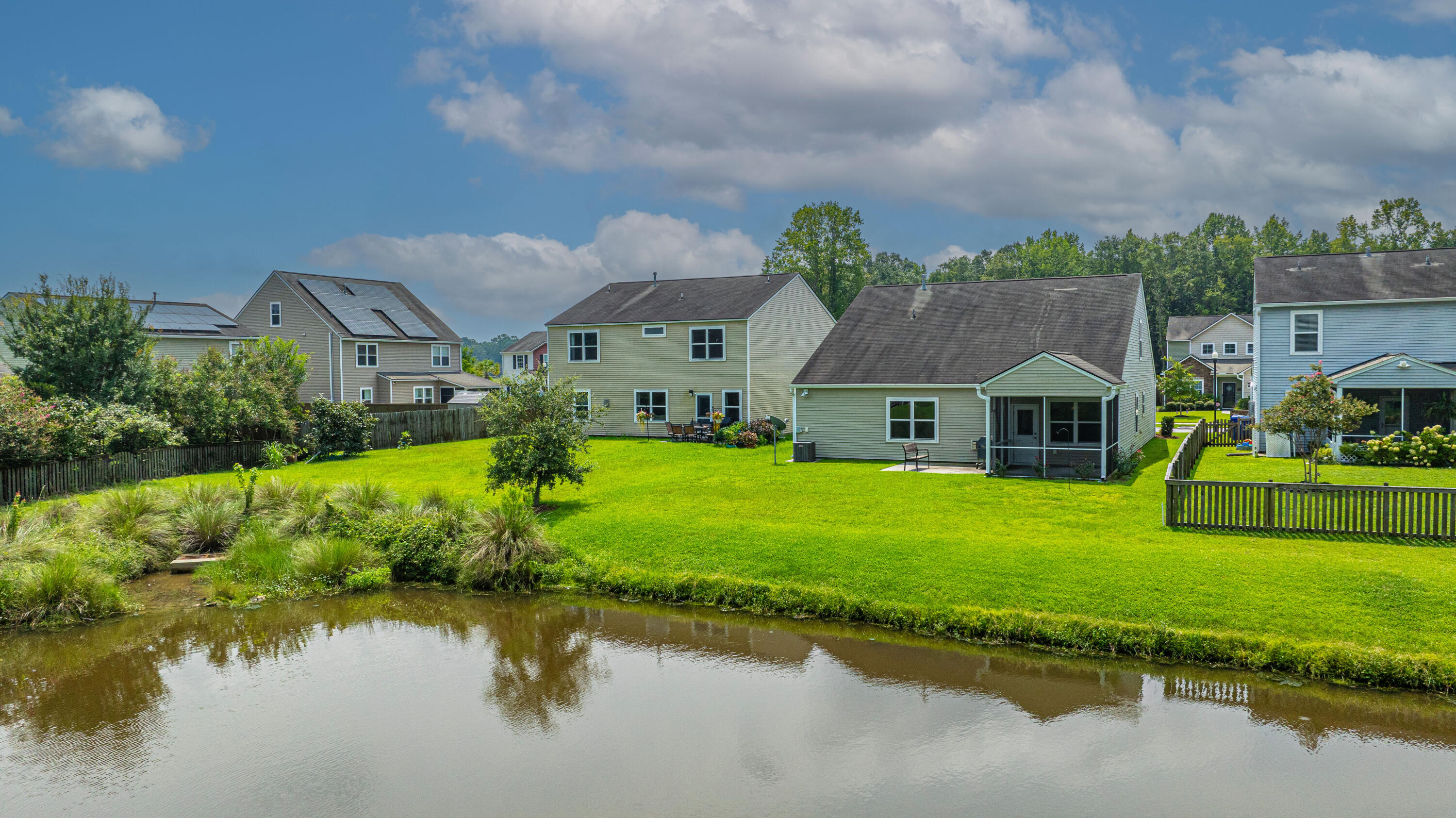 2926 Glenarden Drive