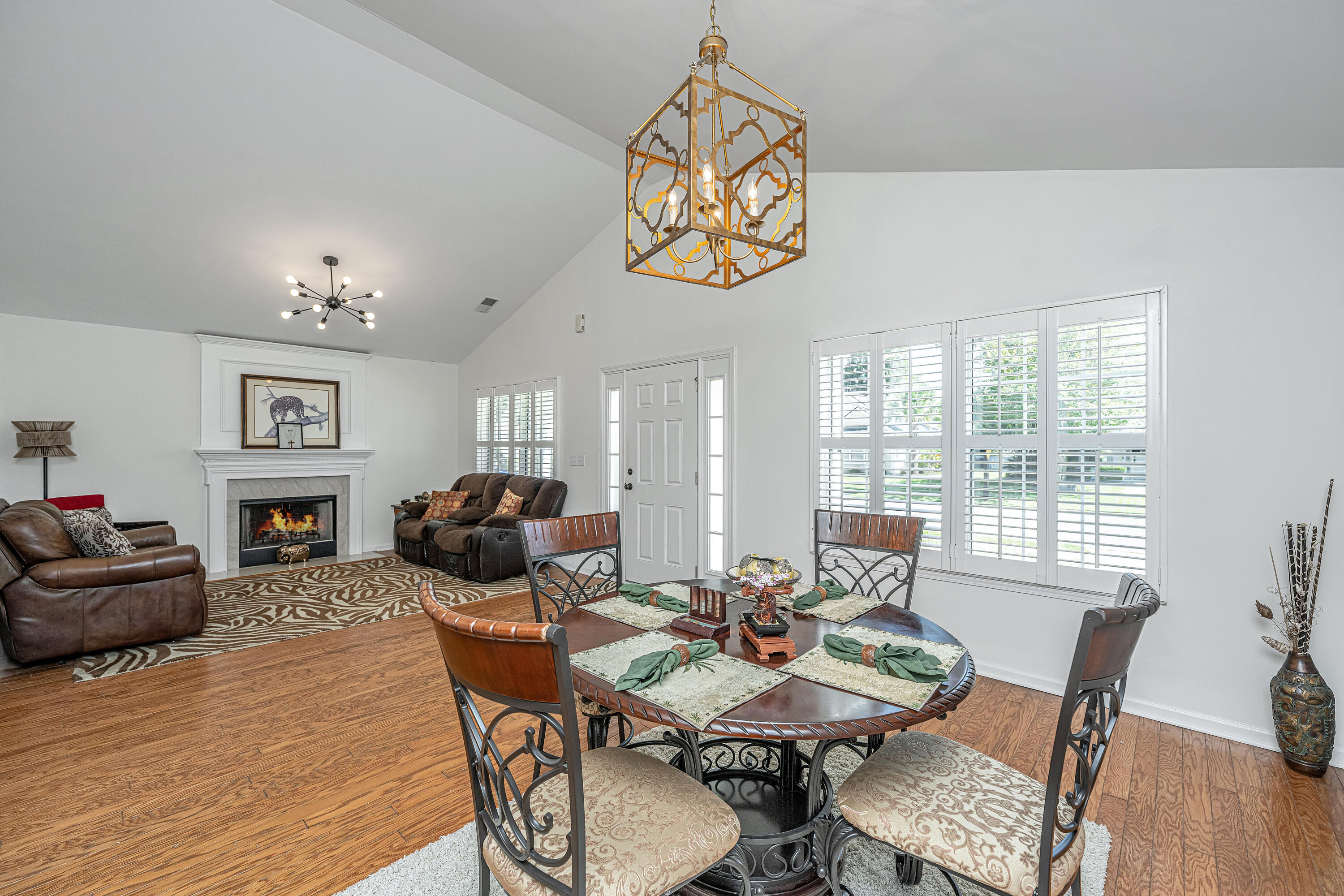 1135 Peninsula Cove Drive