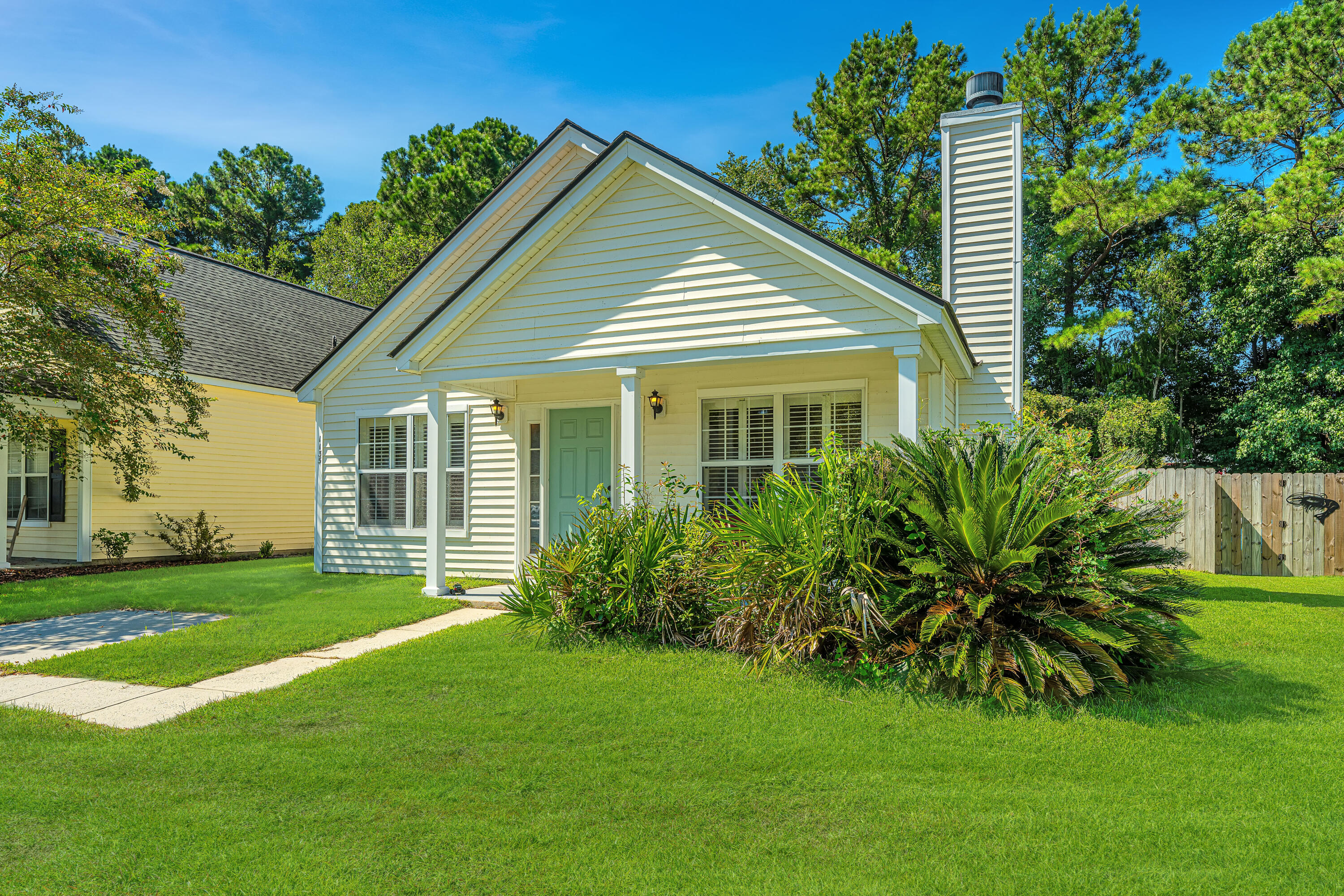 1135 Peninsula Cove Drive