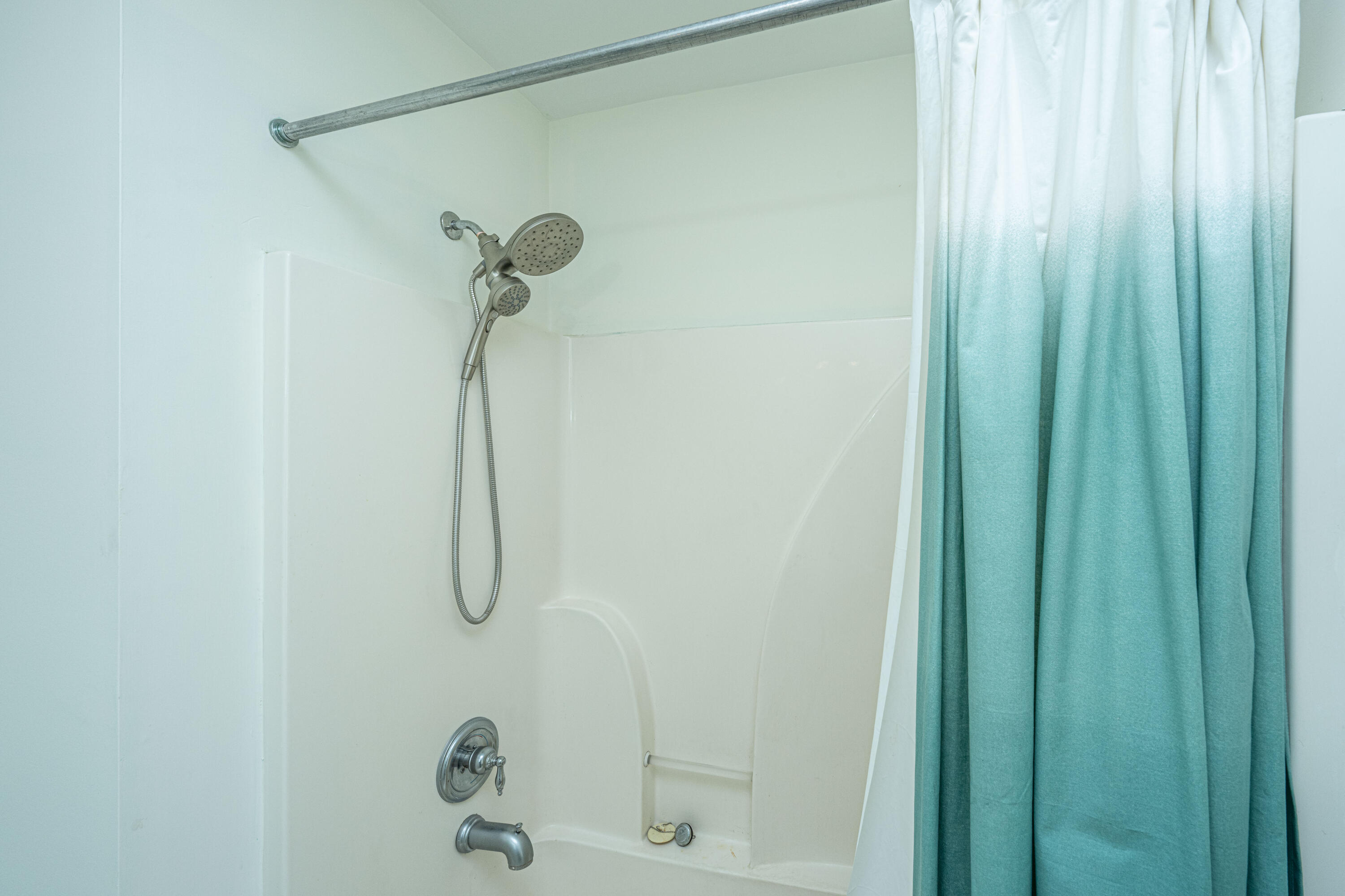 1135 Peninsula Cove Drive