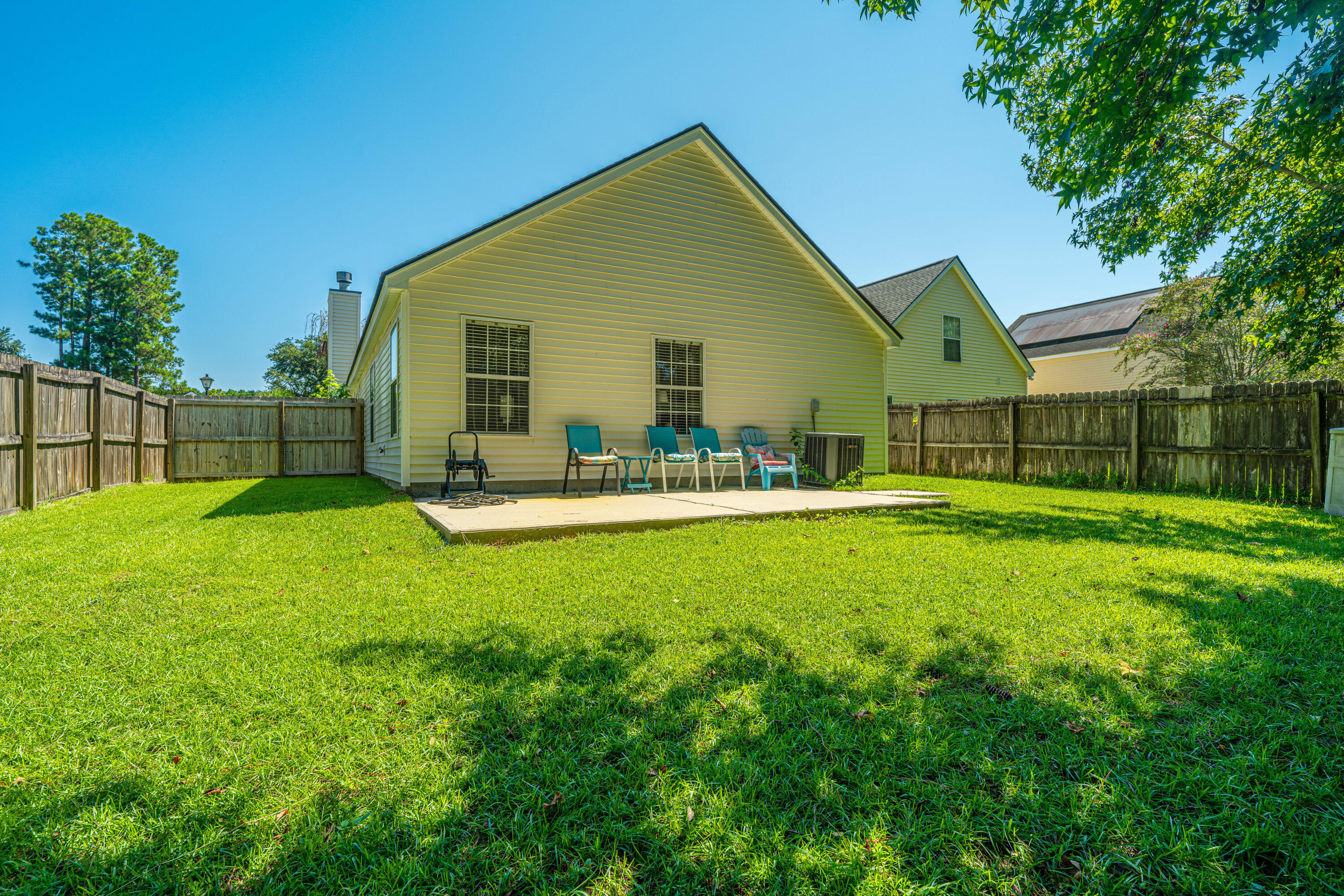 1135 Peninsula Cove Drive