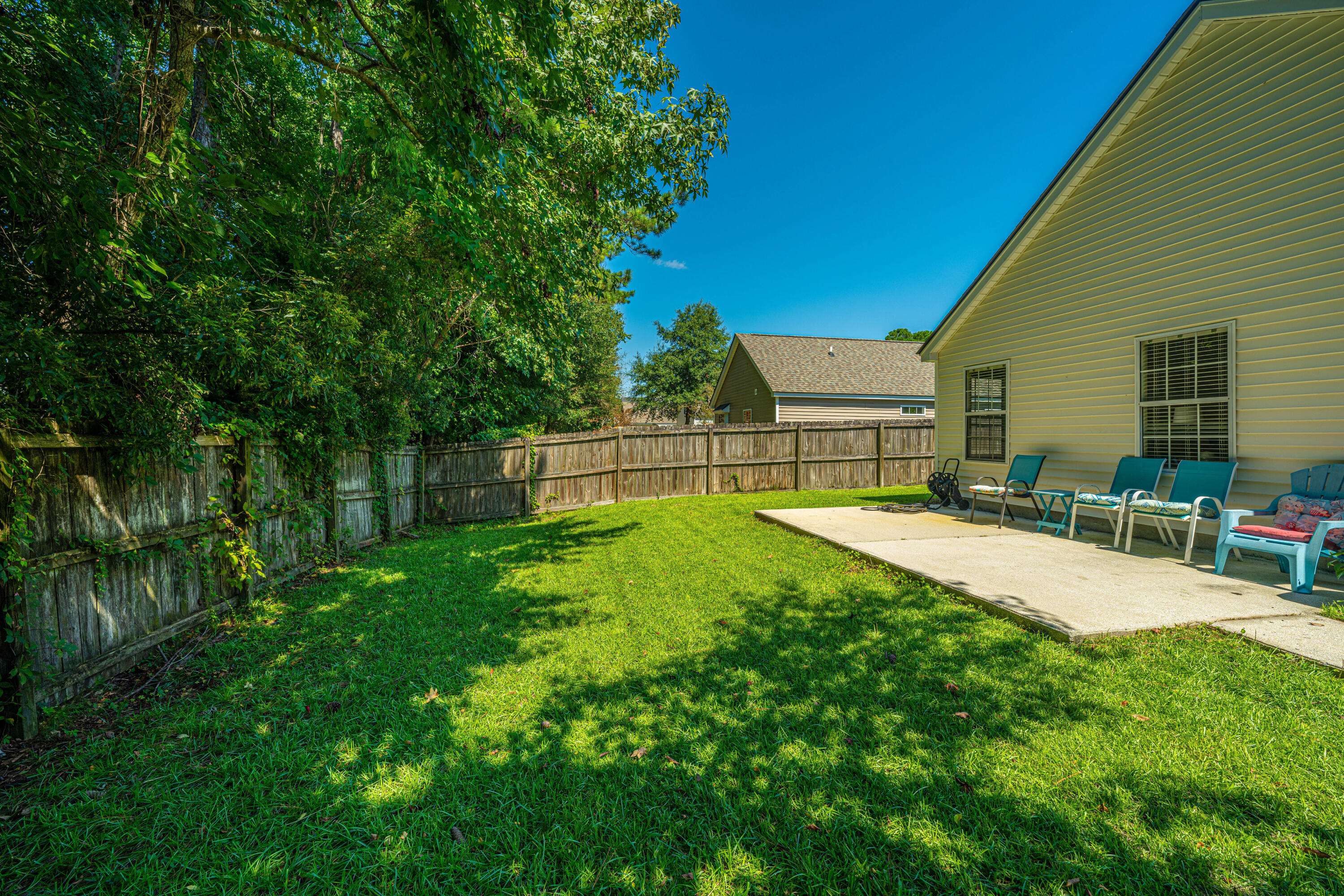 1135 Peninsula Cove Drive