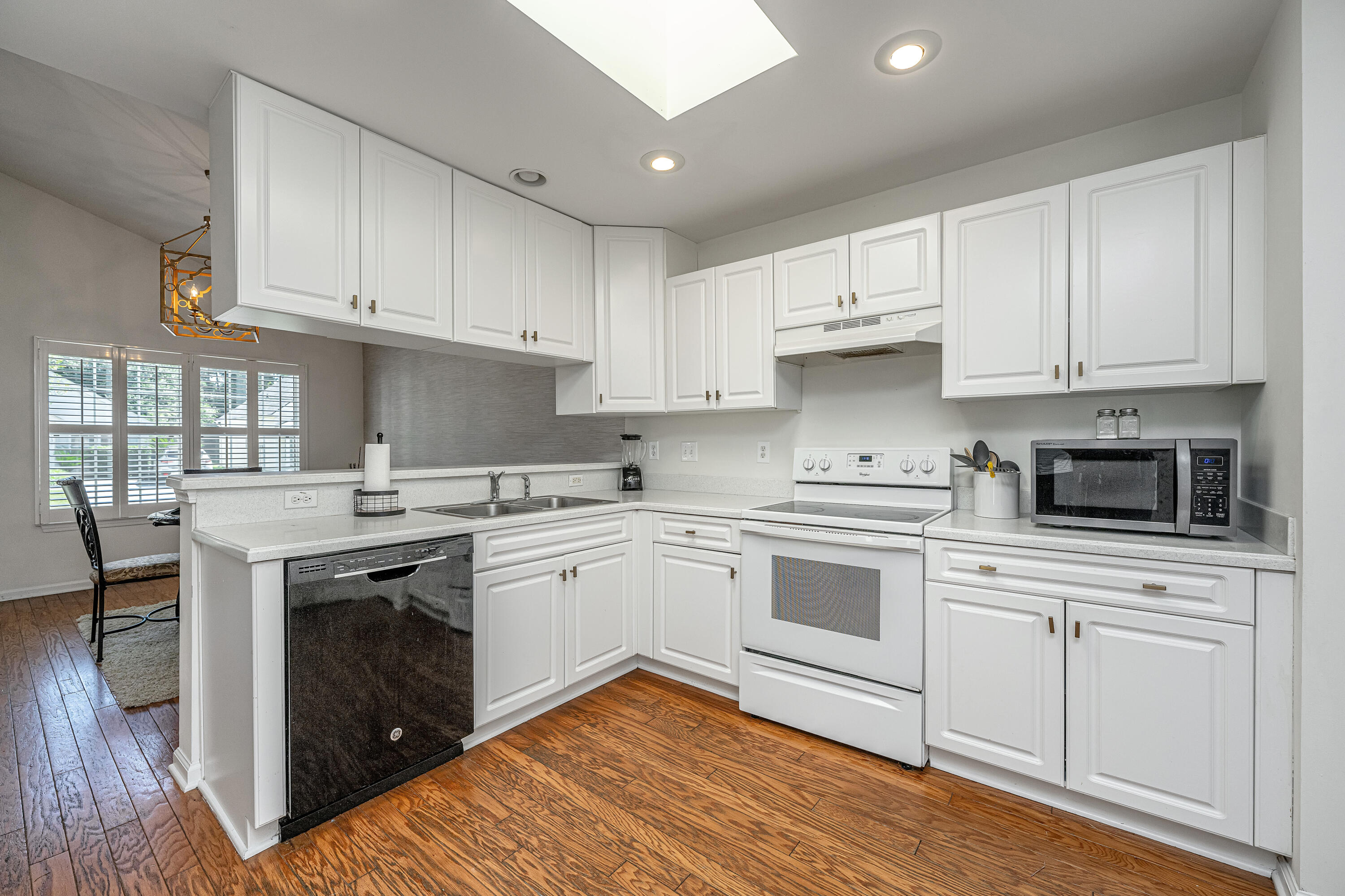 1135 Peninsula Cove Drive