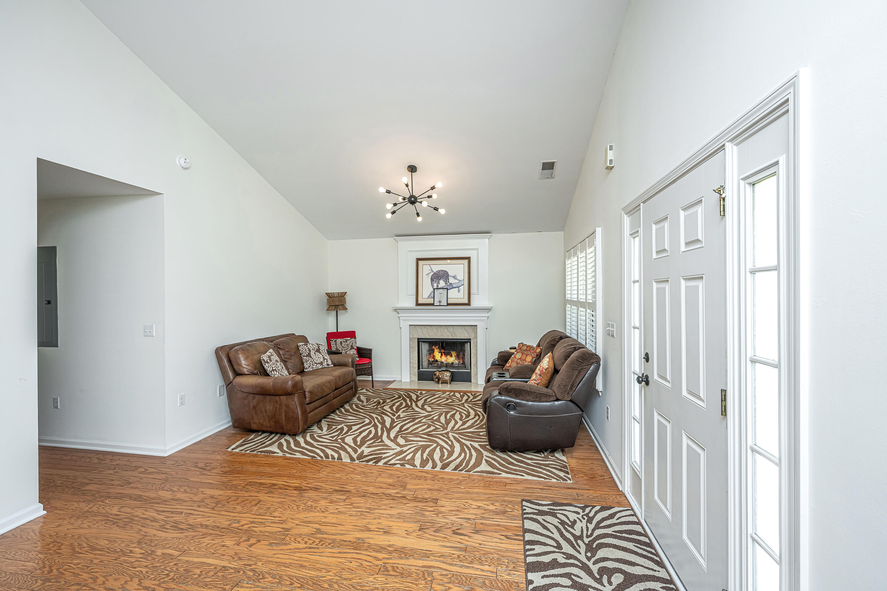 1135 Peninsula Cove Drive