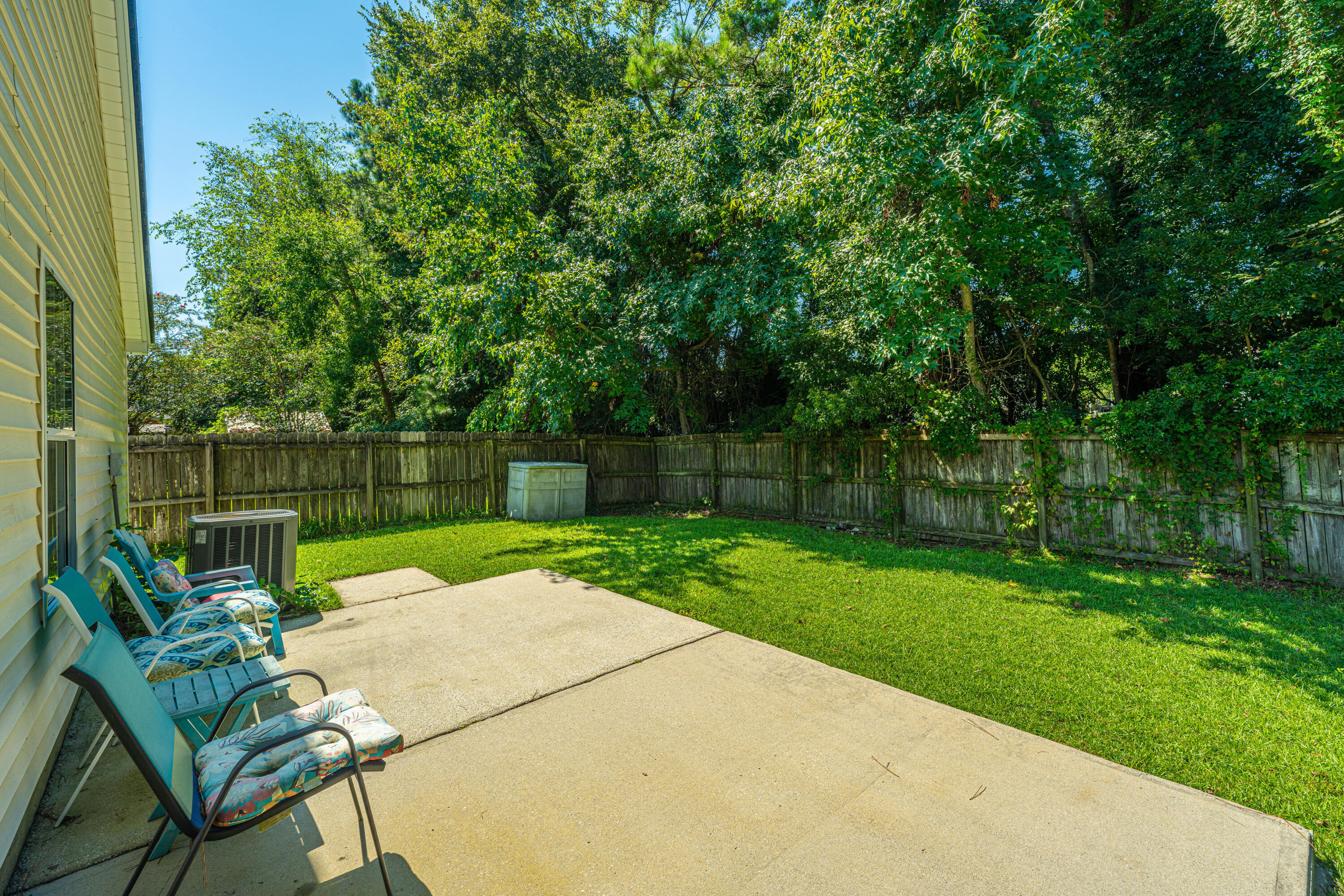 1135 Peninsula Cove Drive