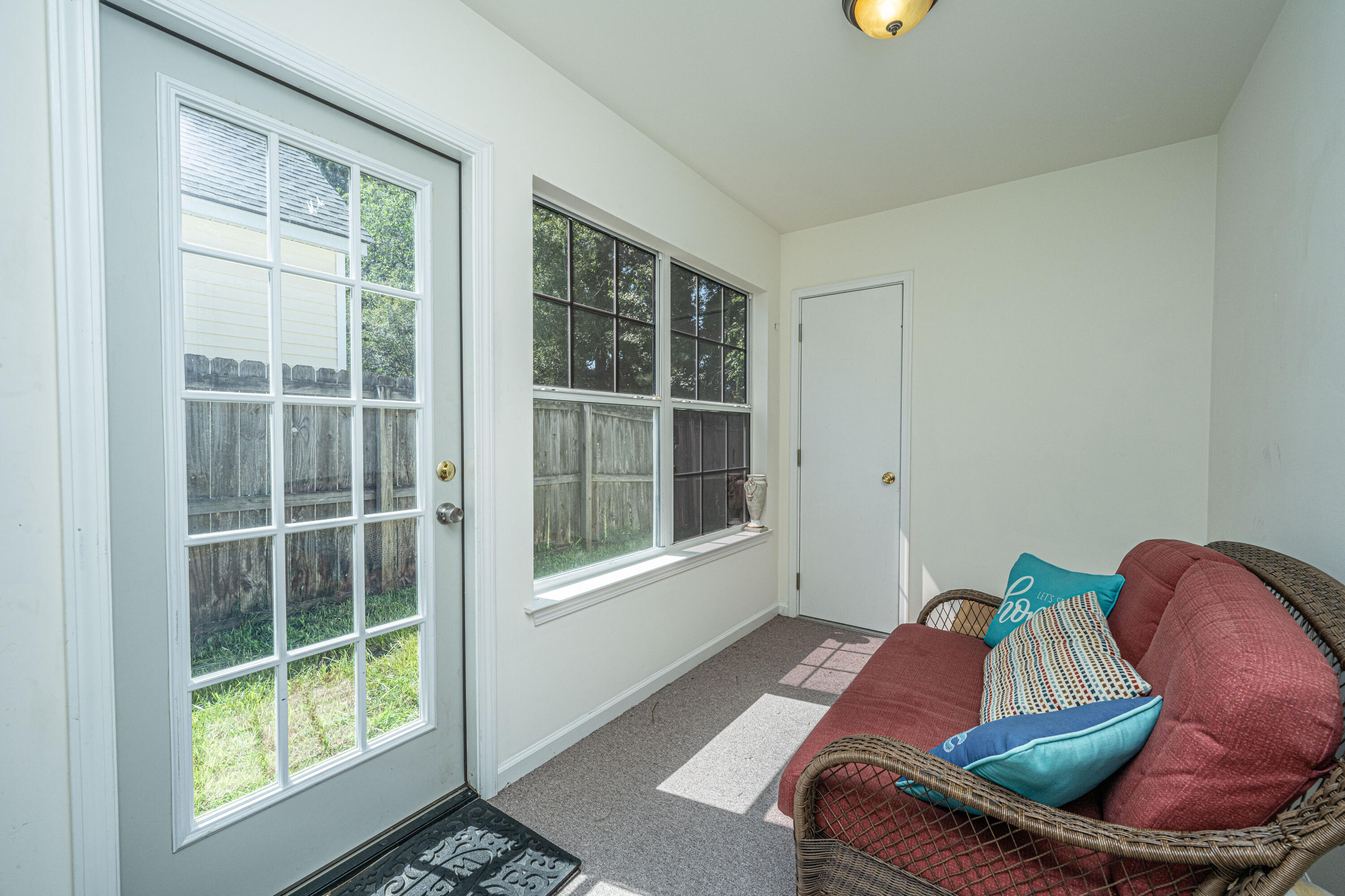 1135 Peninsula Cove Drive