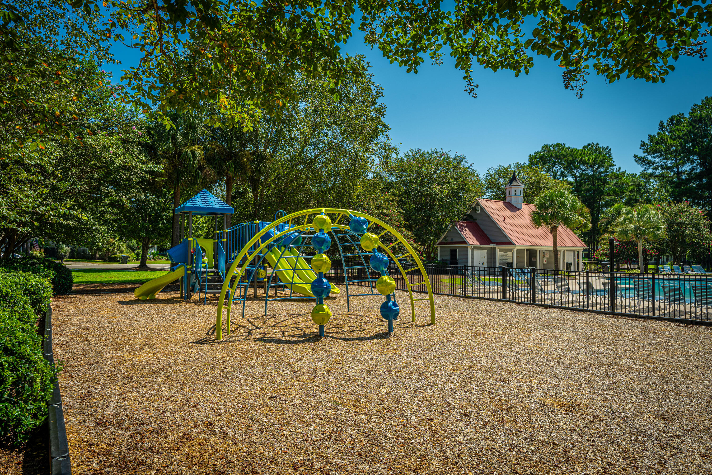 1135 Peninsula Cove Drive