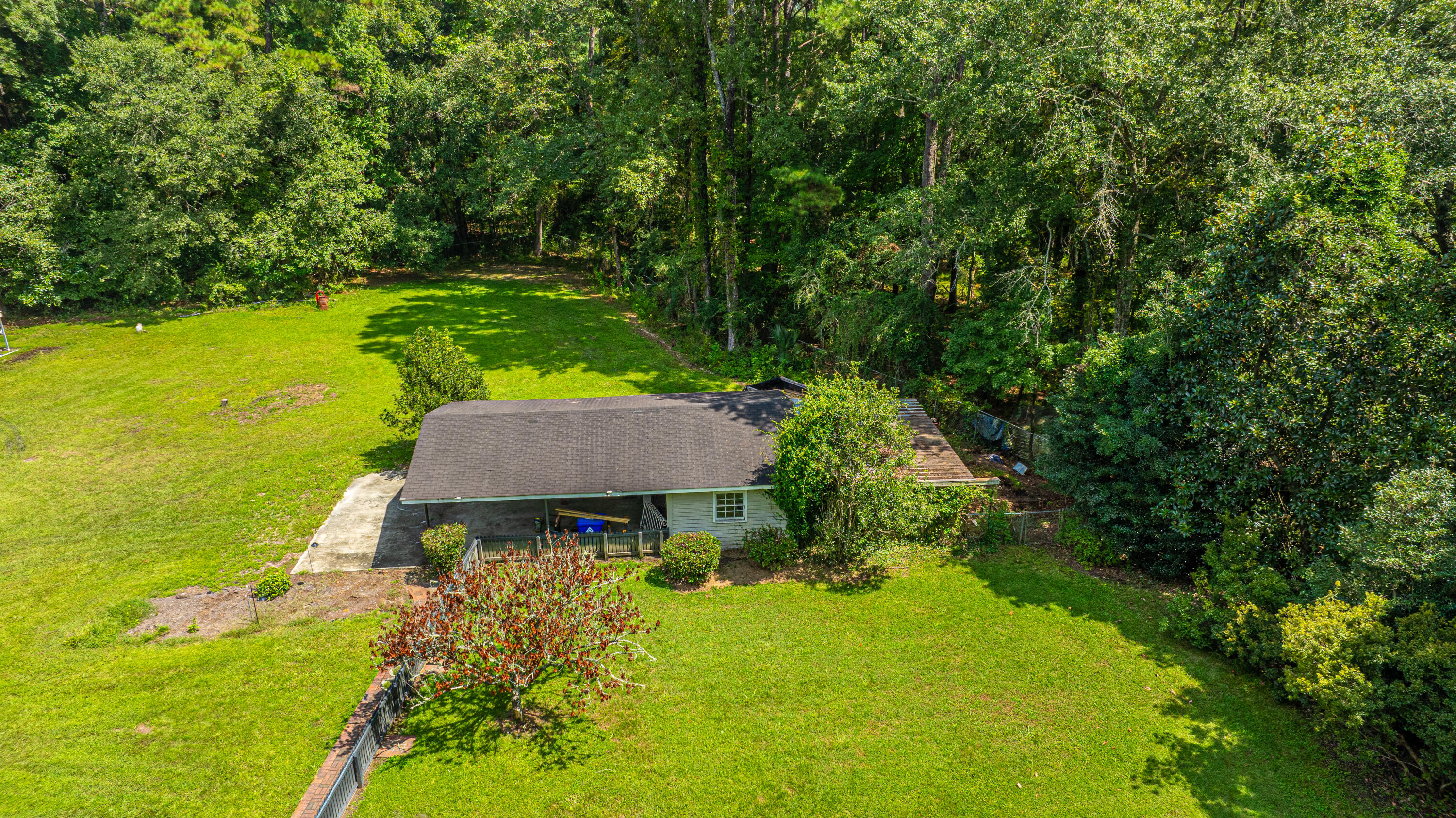 5718 Highway 165
