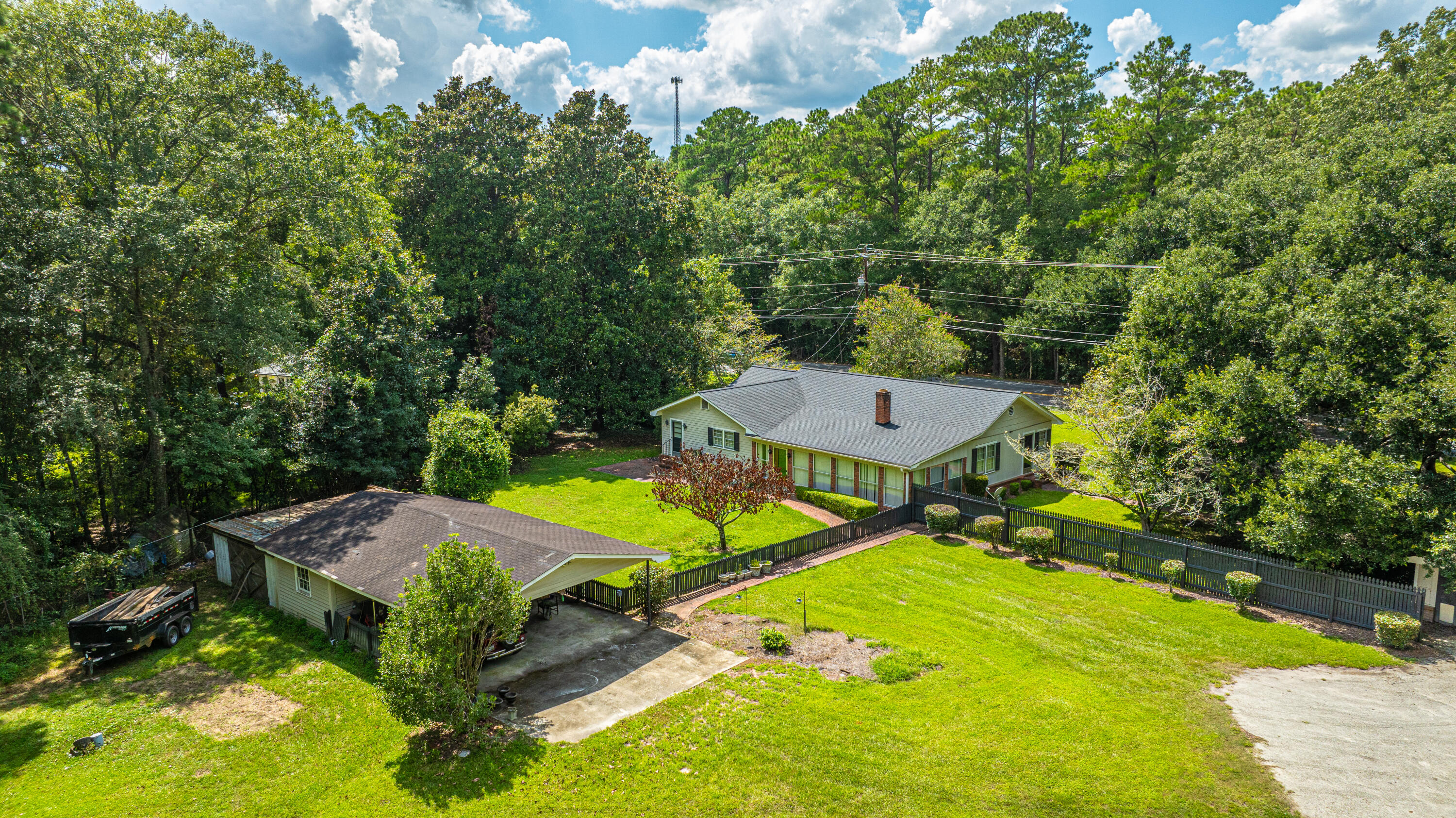 5718 Highway 165