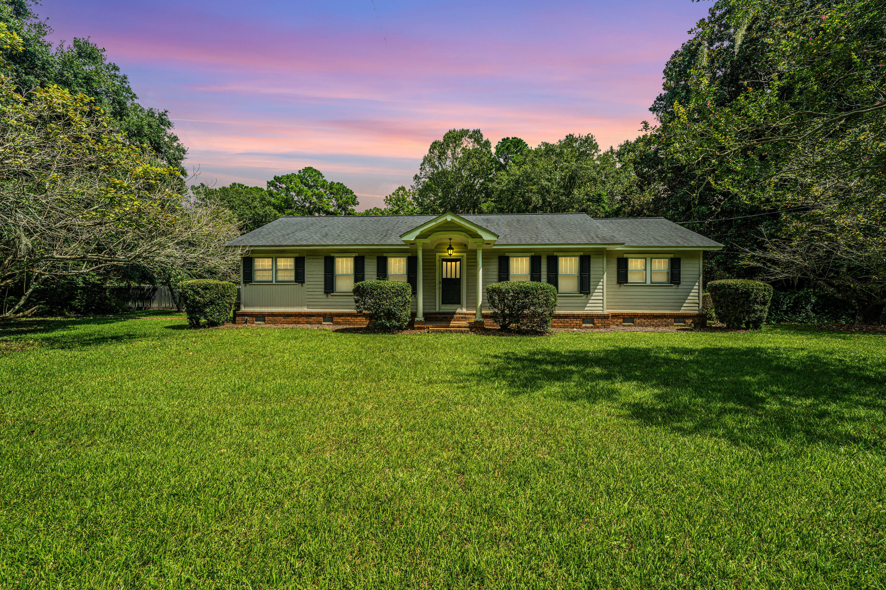 5718 Highway 165
