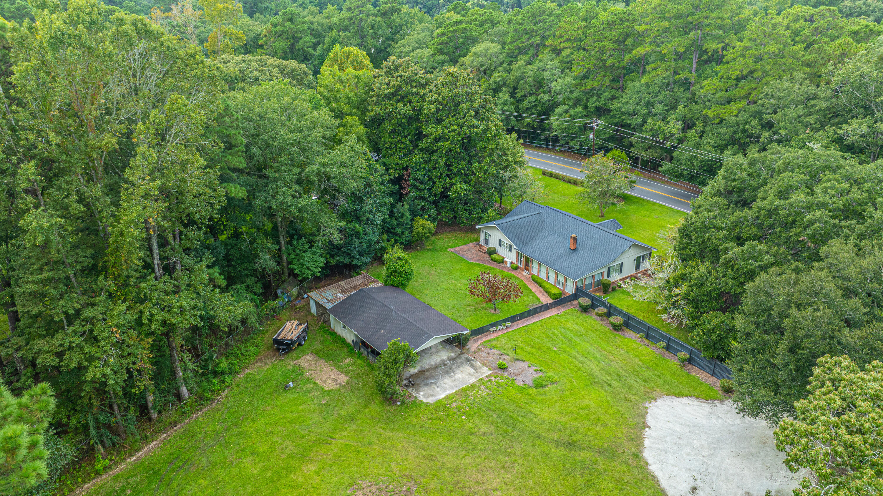 5718 Highway 165