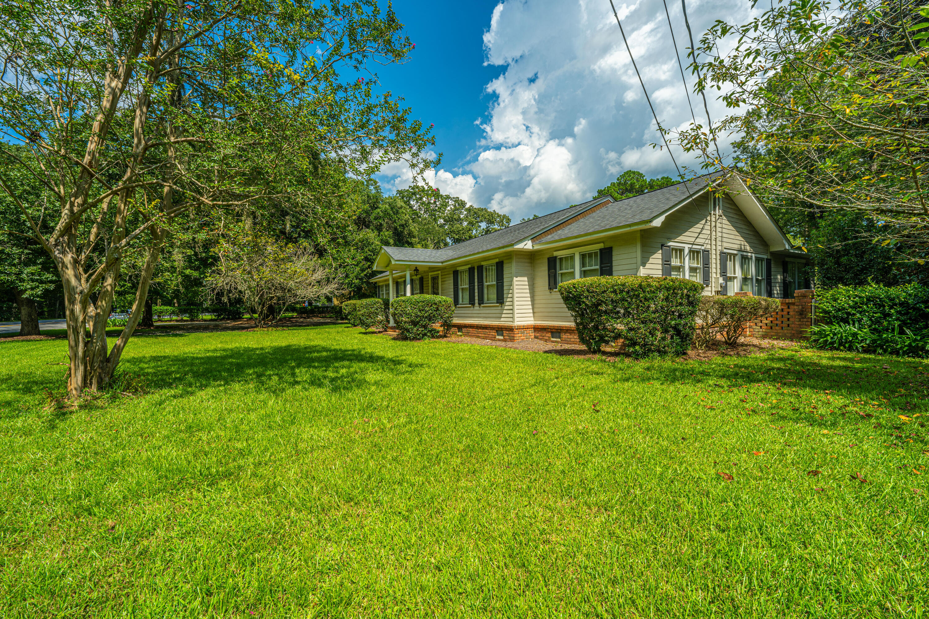 5718 Highway 165