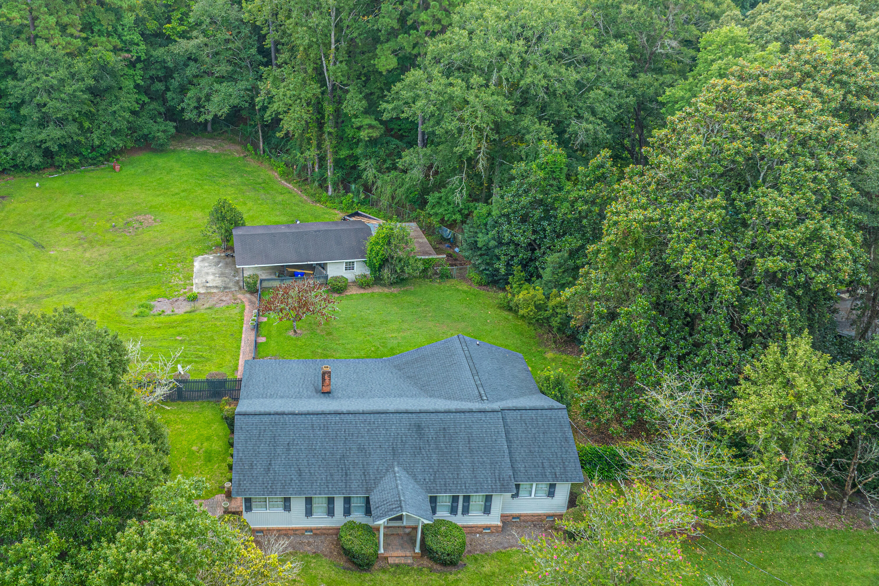 5718 Highway 165