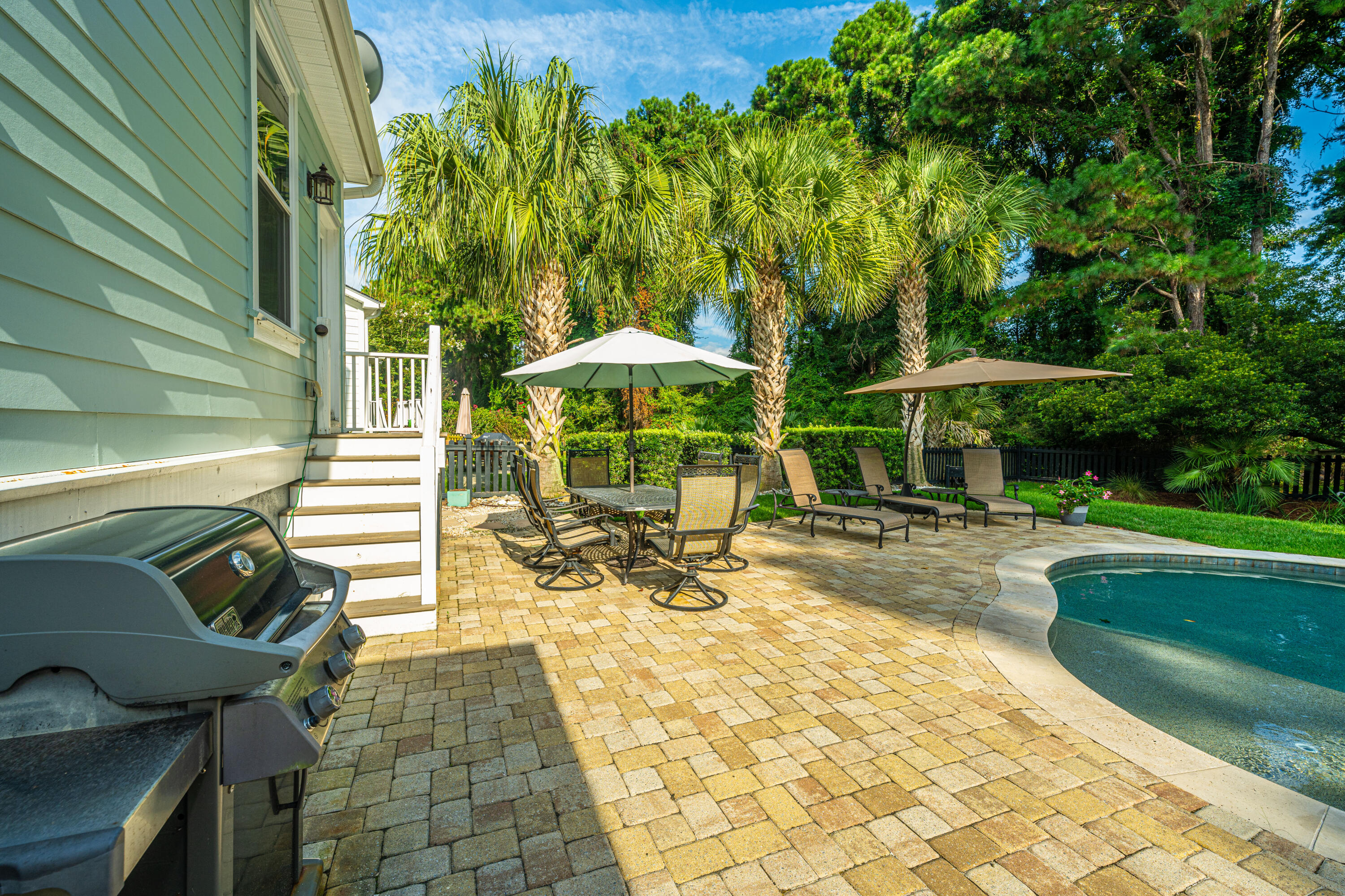 4261 Coolidge Street