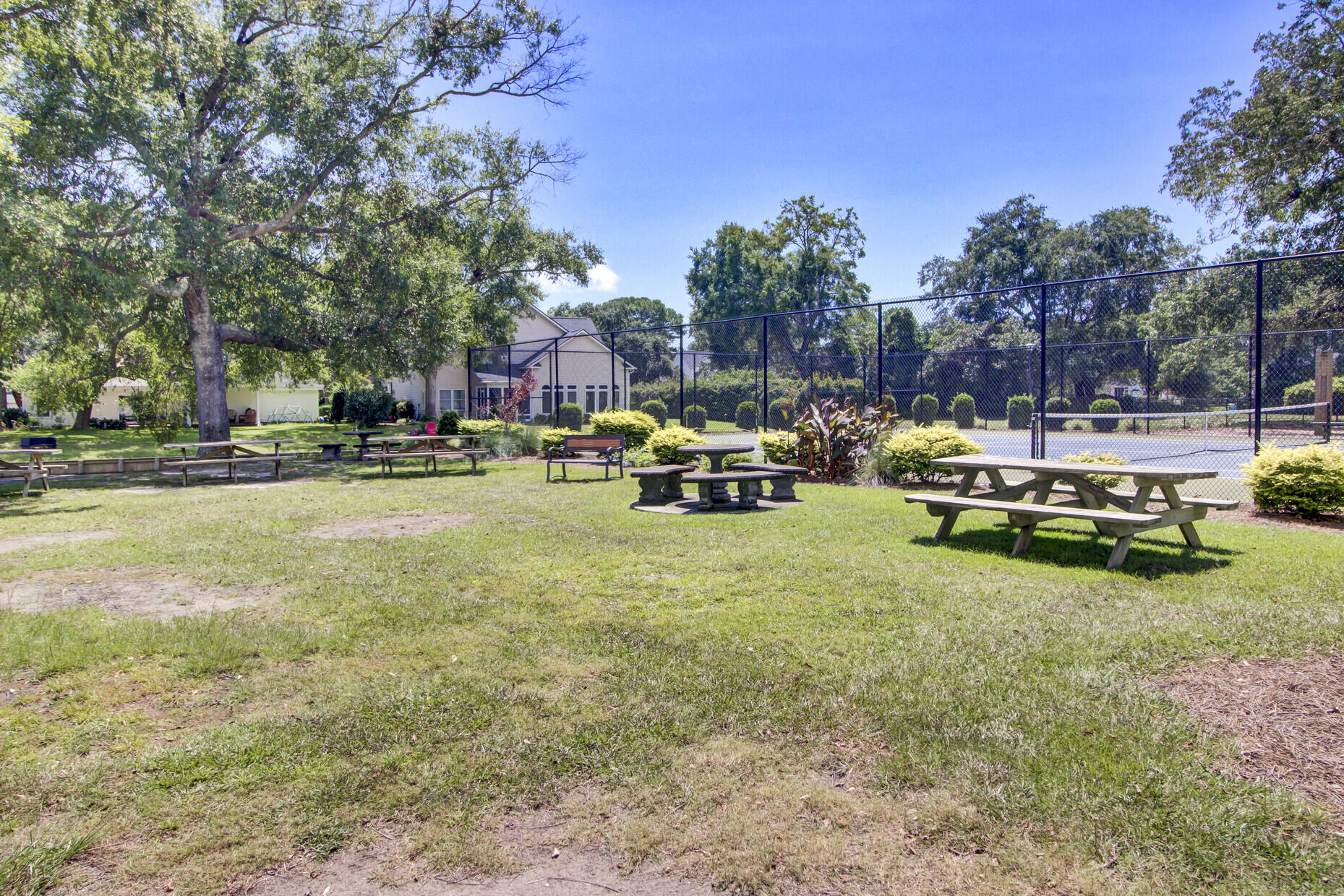 1017 Wayfarer Lane