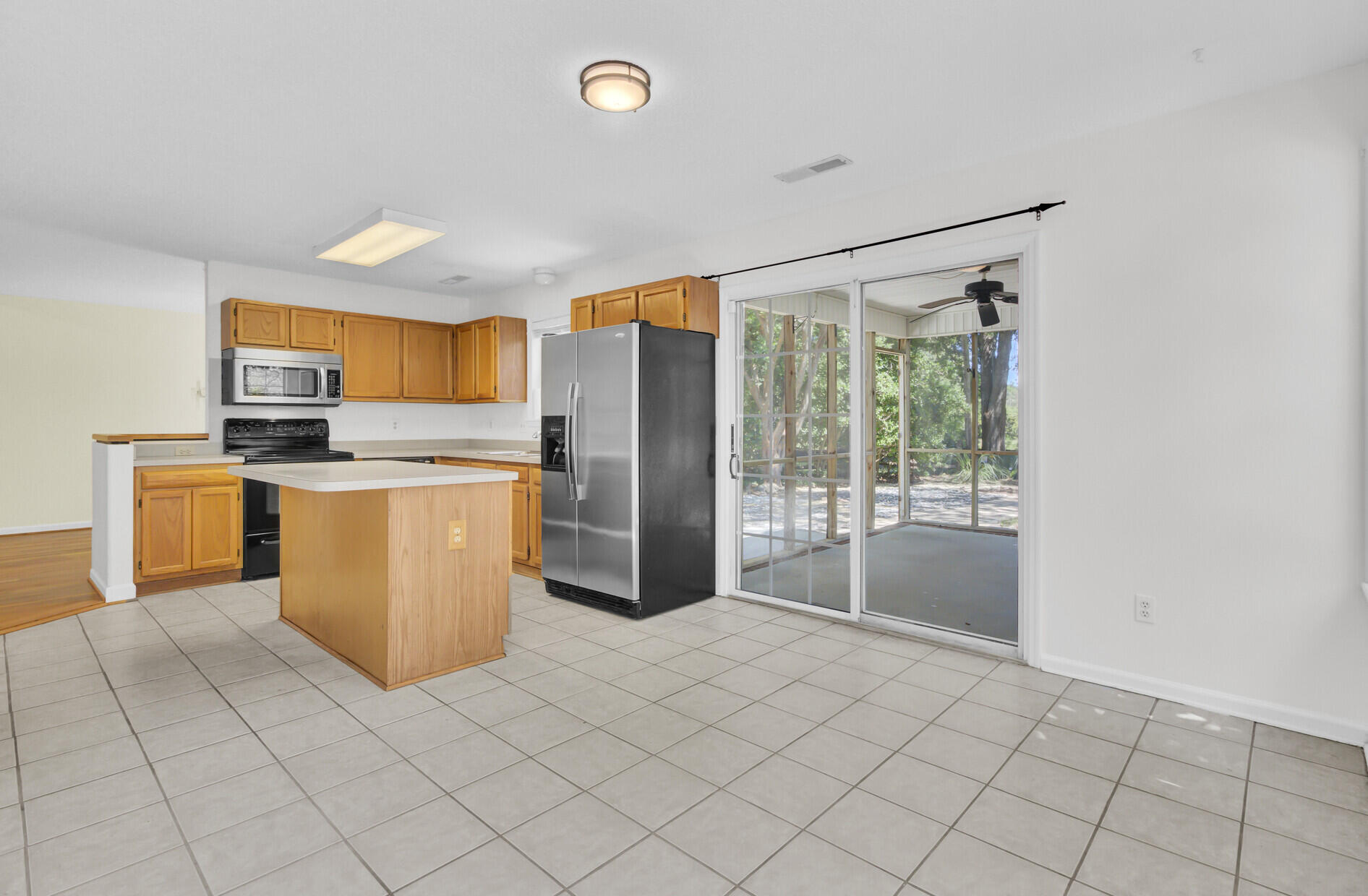 1017 Wayfarer Lane