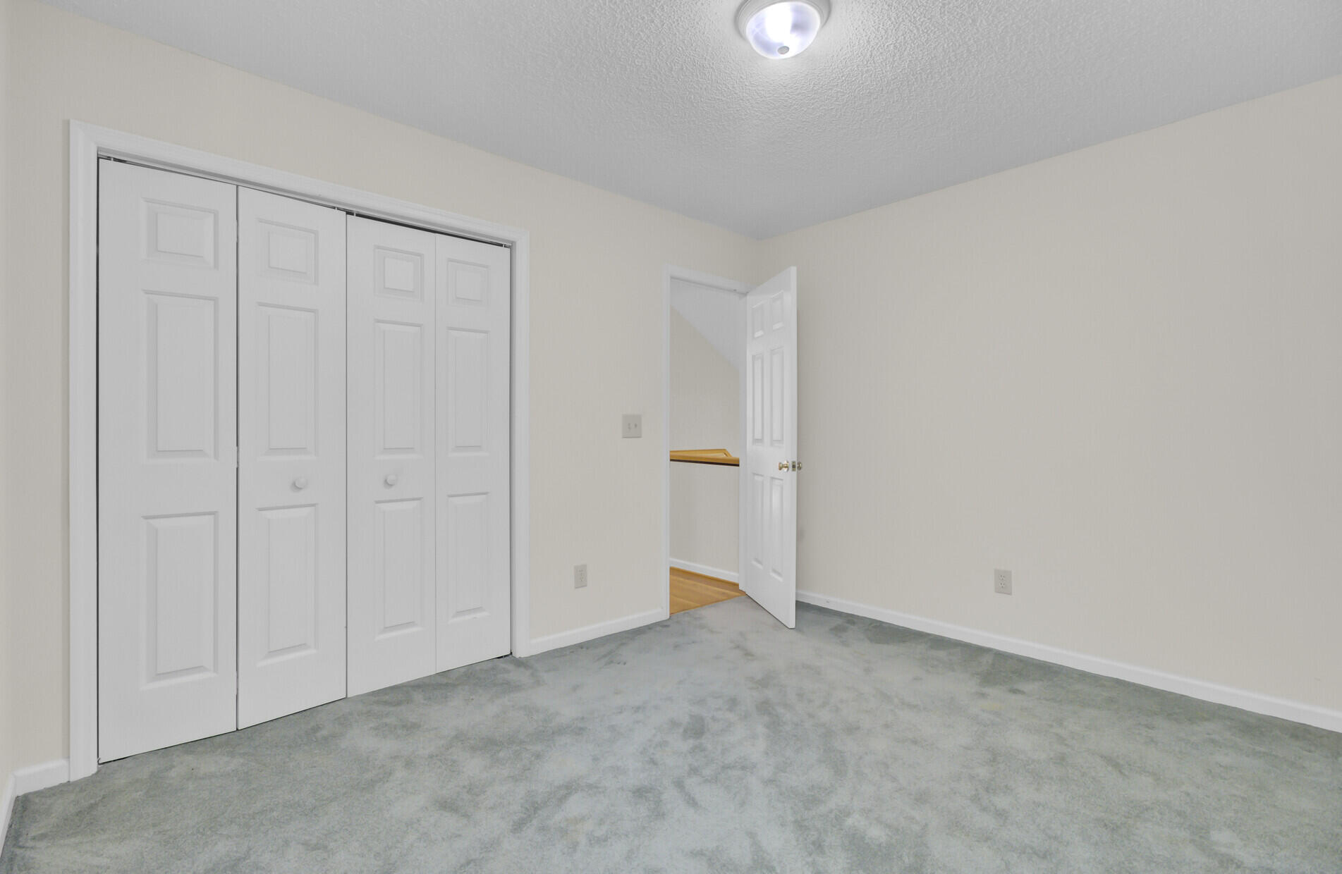 1017 Wayfarer Lane