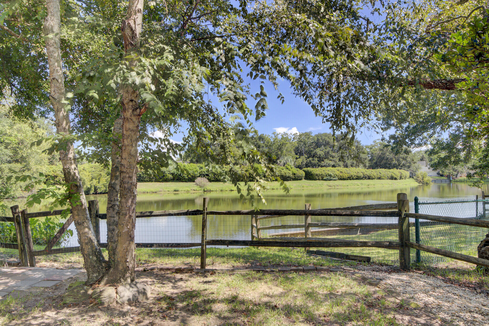 1017 Wayfarer Lane