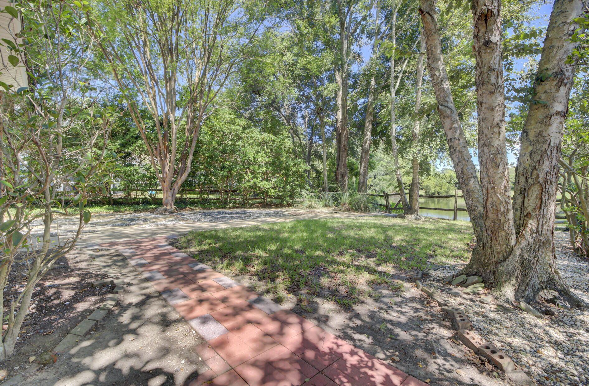 1017 Wayfarer Lane
