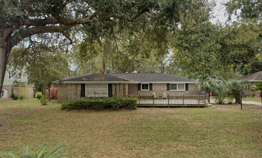 833 Robert E Lee Boulevard