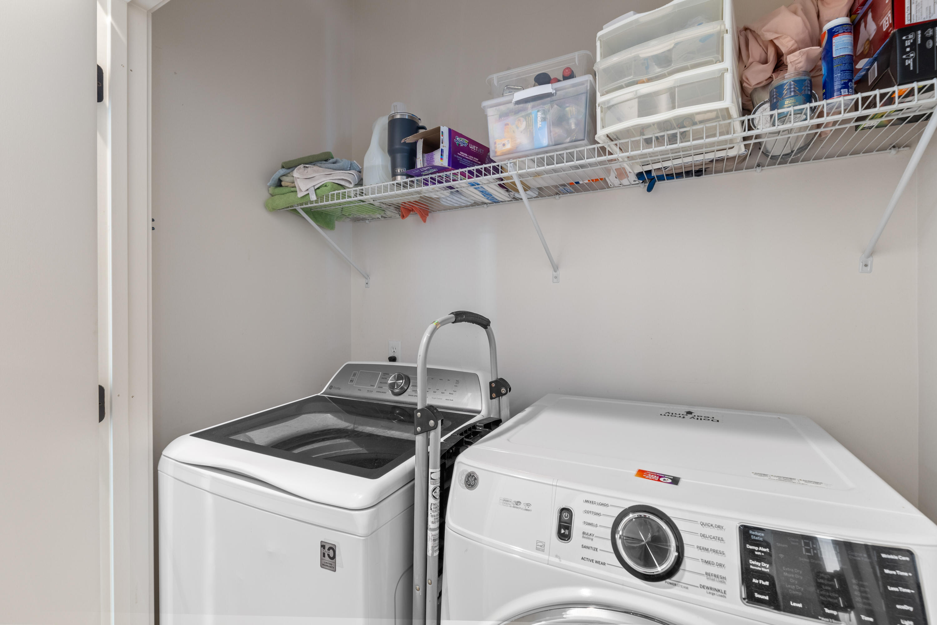 5923 Joseph Blake Lane