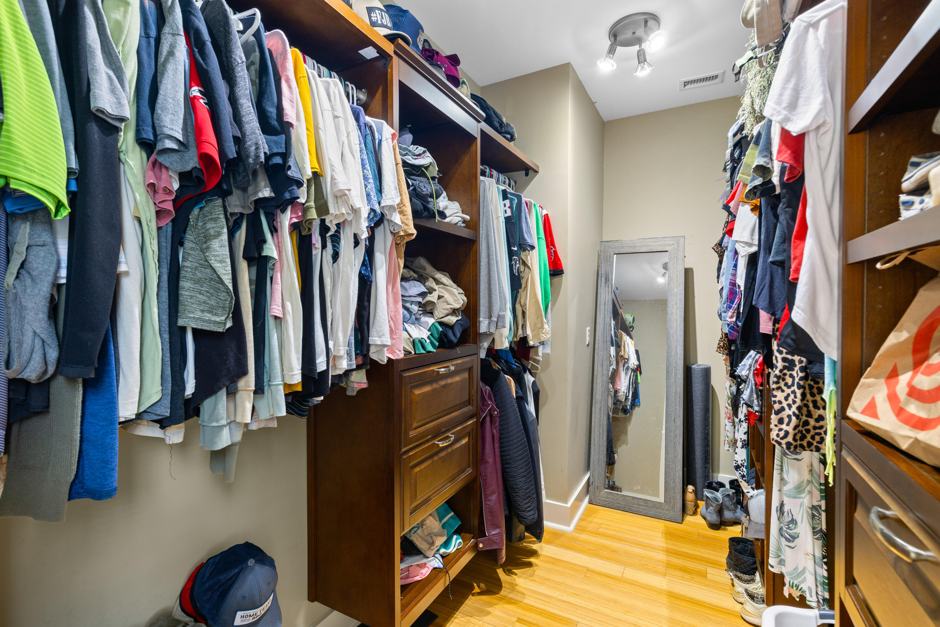 5923 Joseph Blake Lane