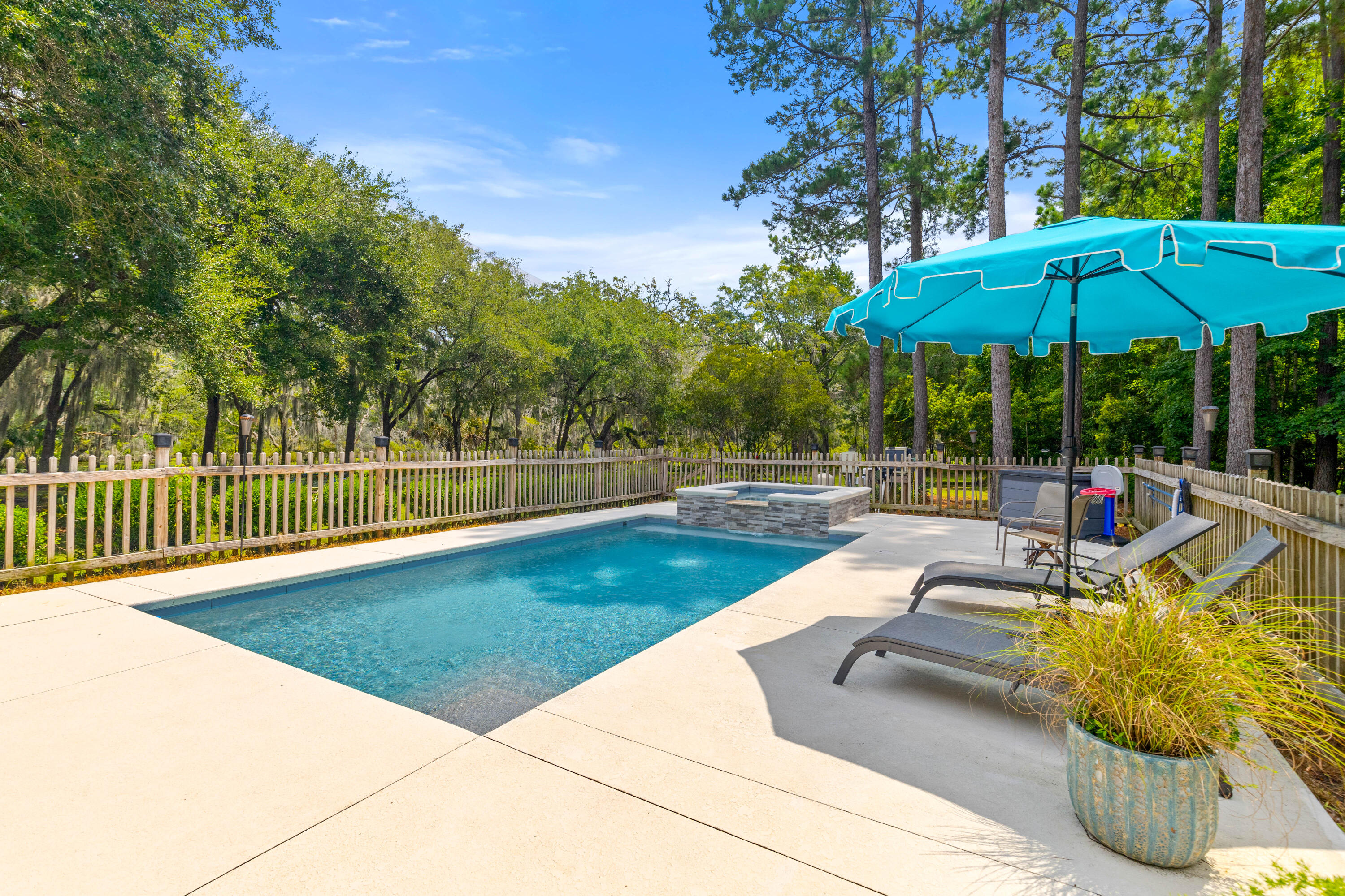 5923 Joseph Blake Lane