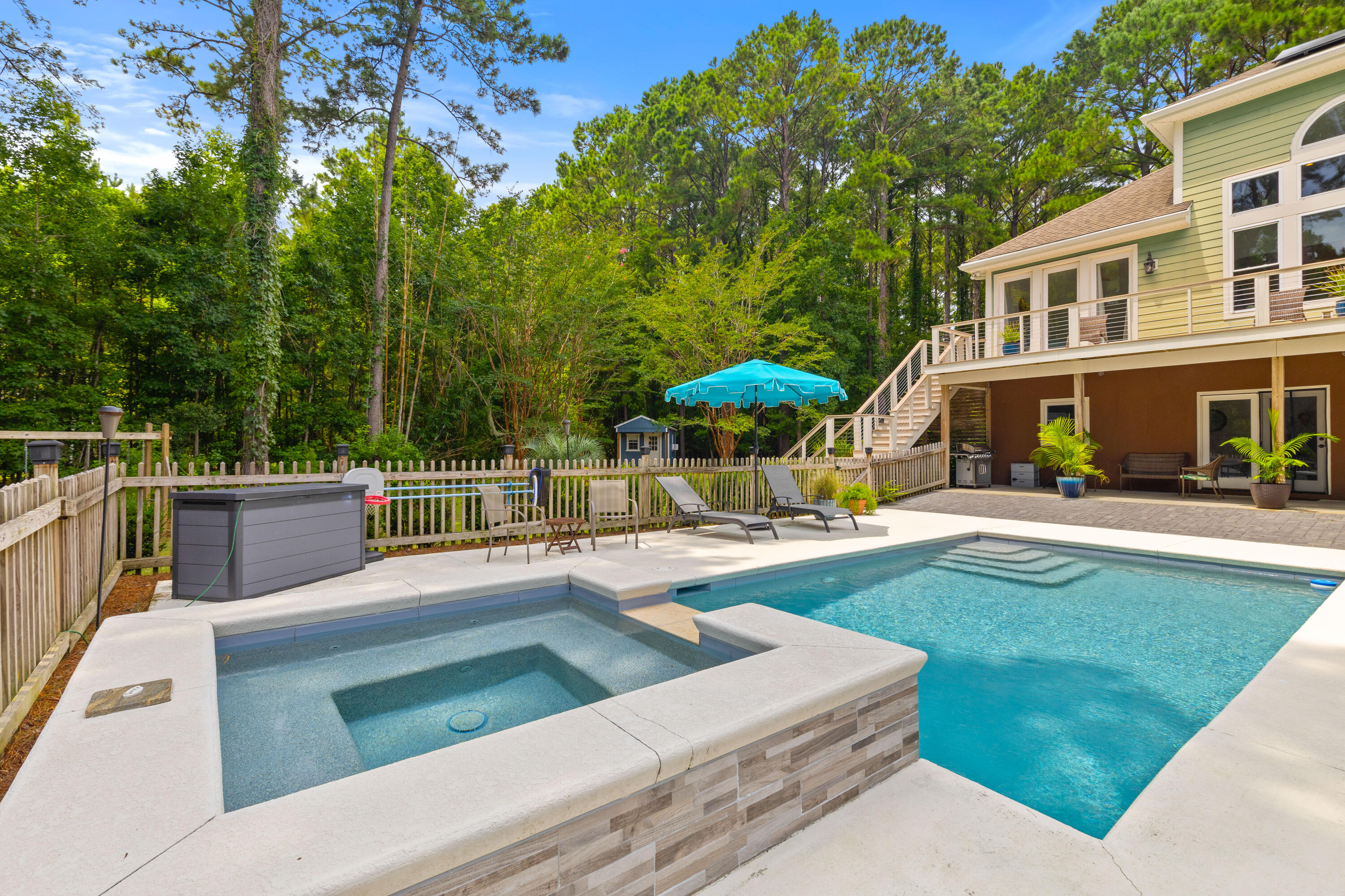 5923 Joseph Blake Lane