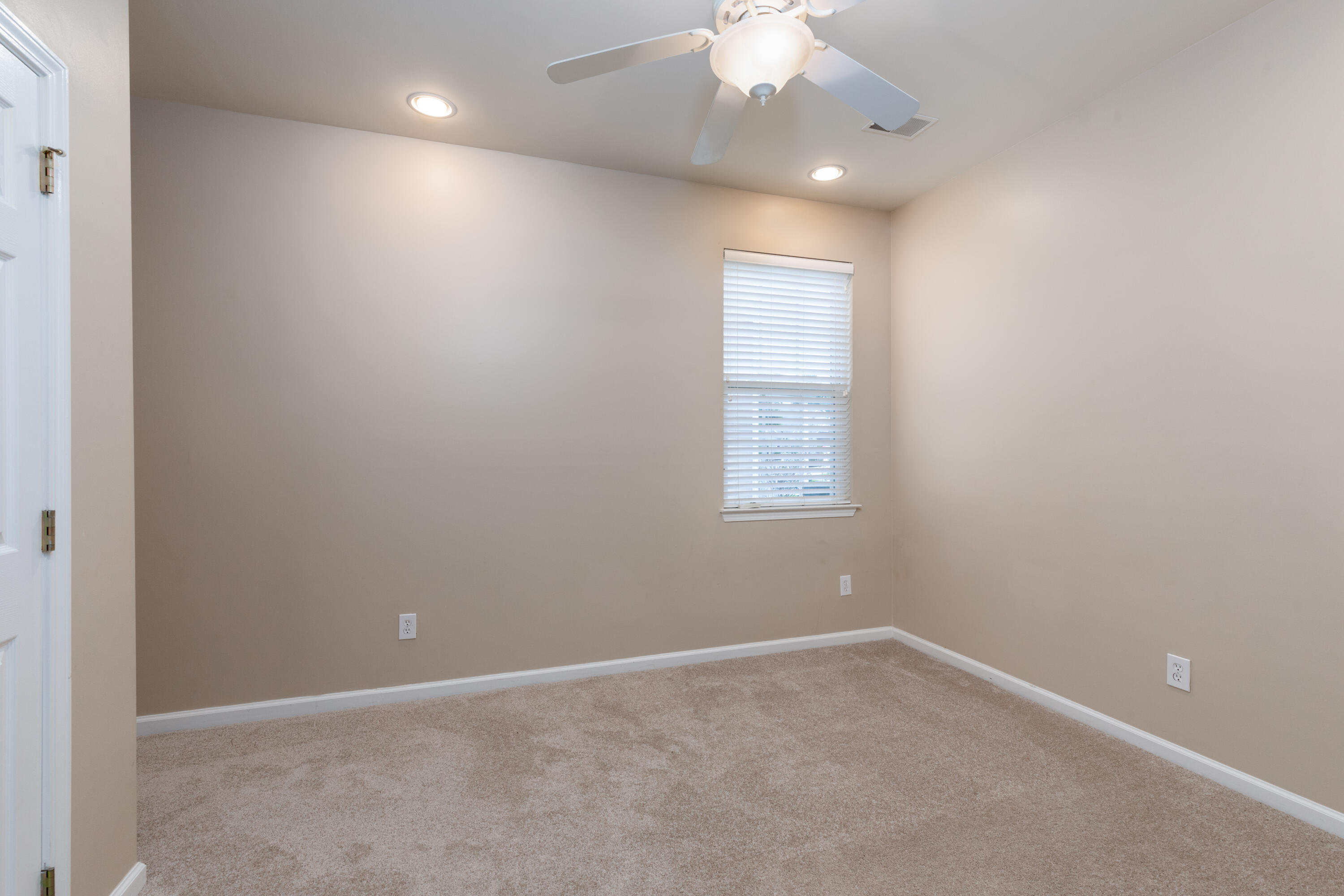 417 Sycamore Shade Street