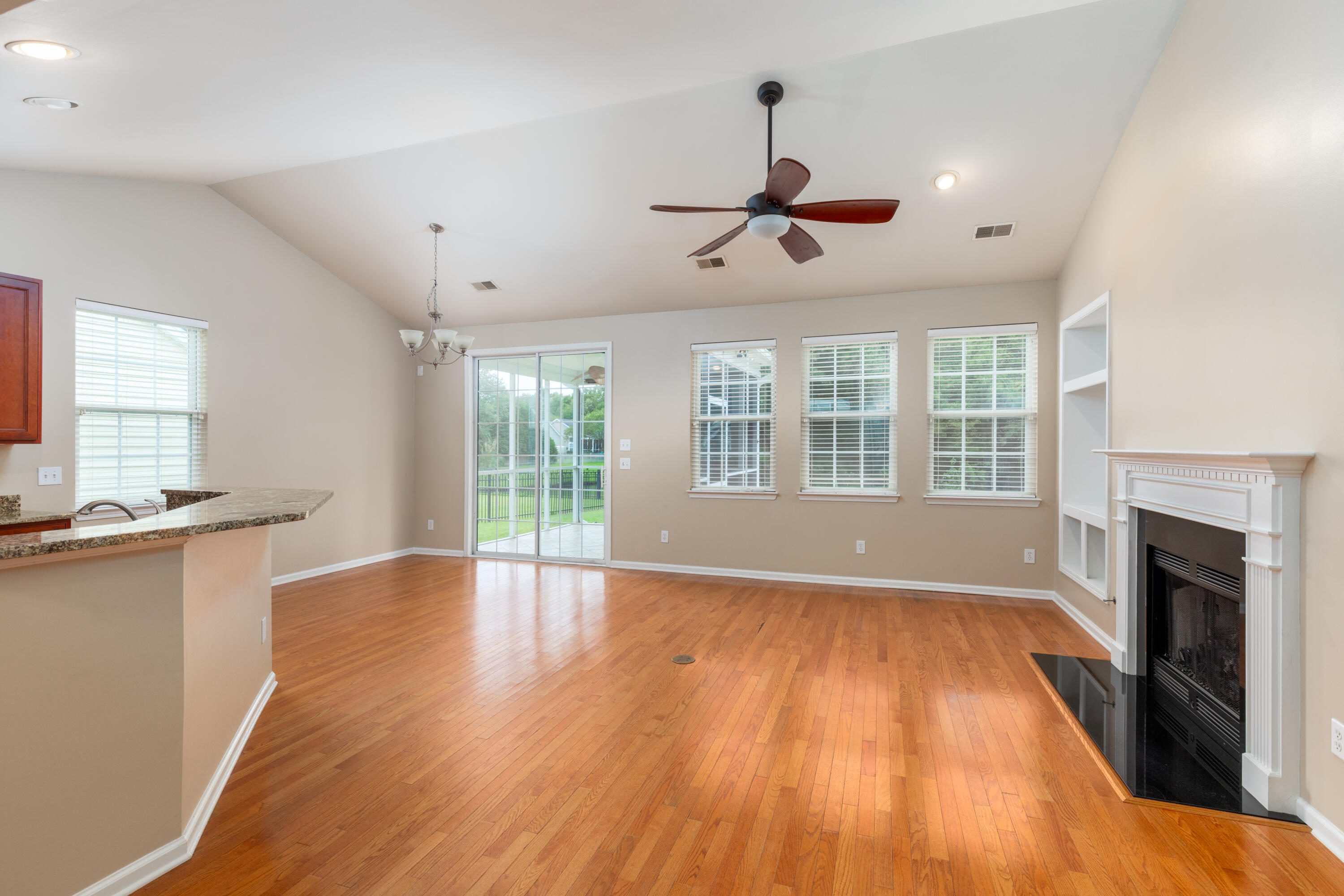 417 Sycamore Shade Street