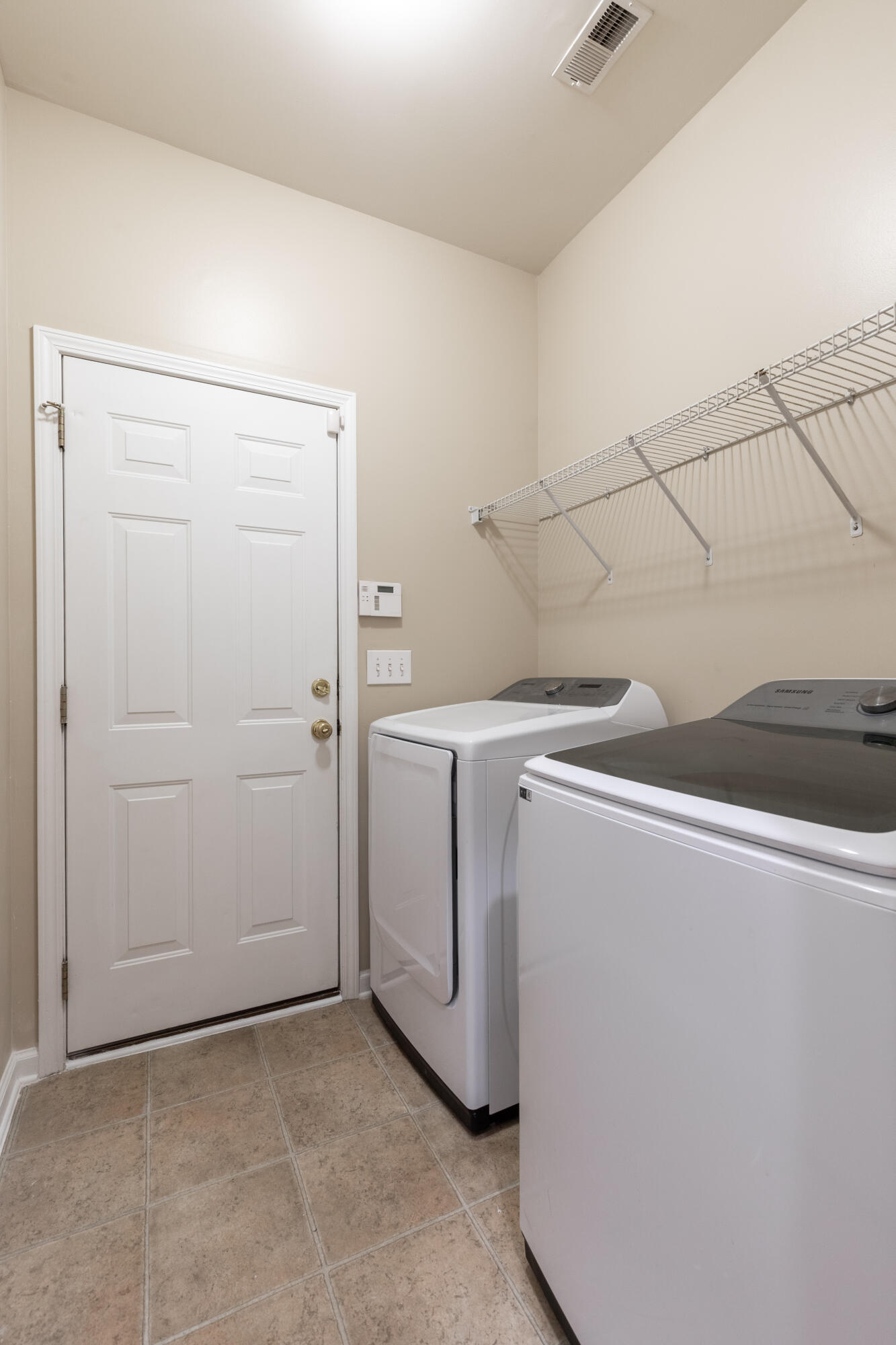 417 Sycamore Shade Street