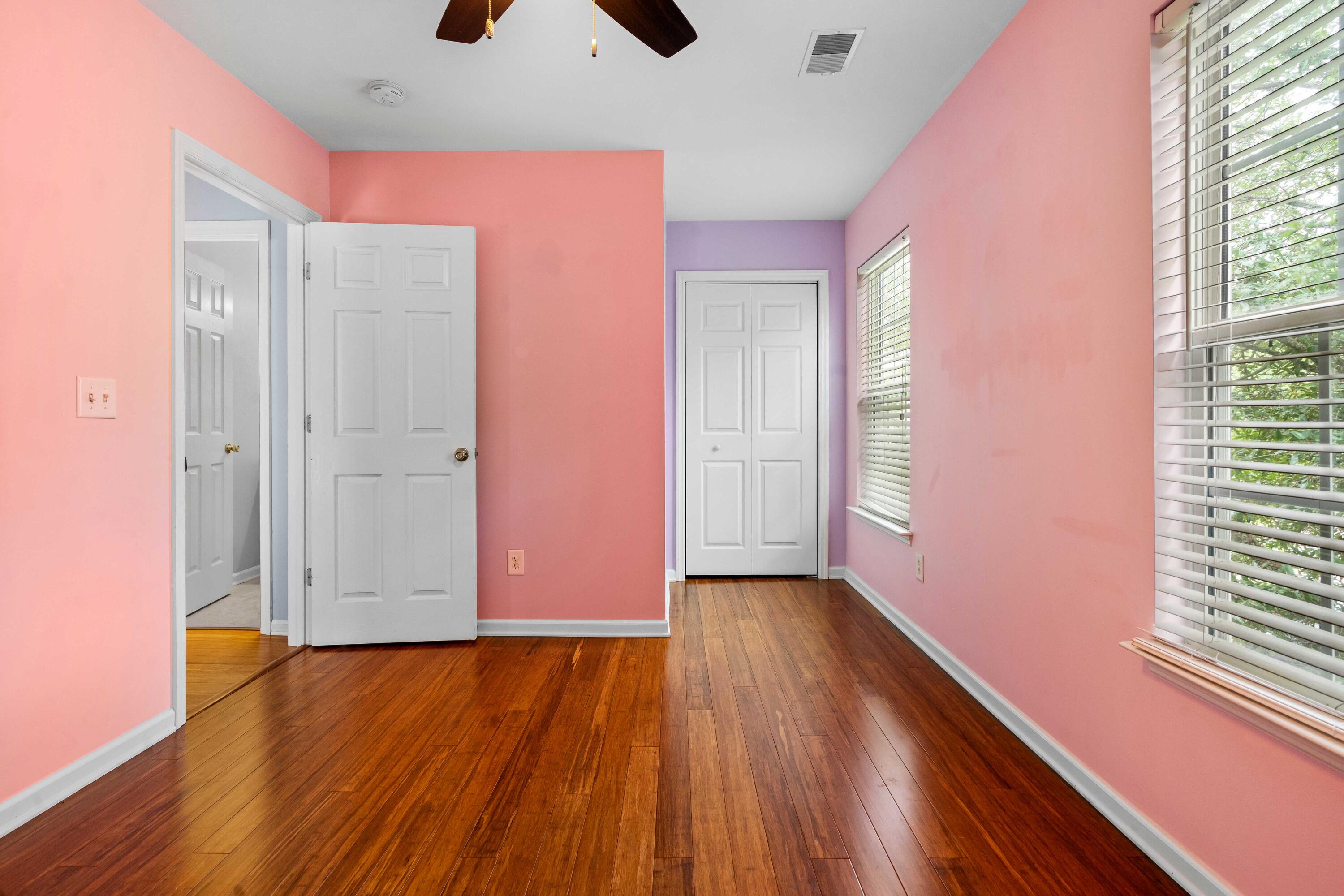 2906 Split Hickory Court