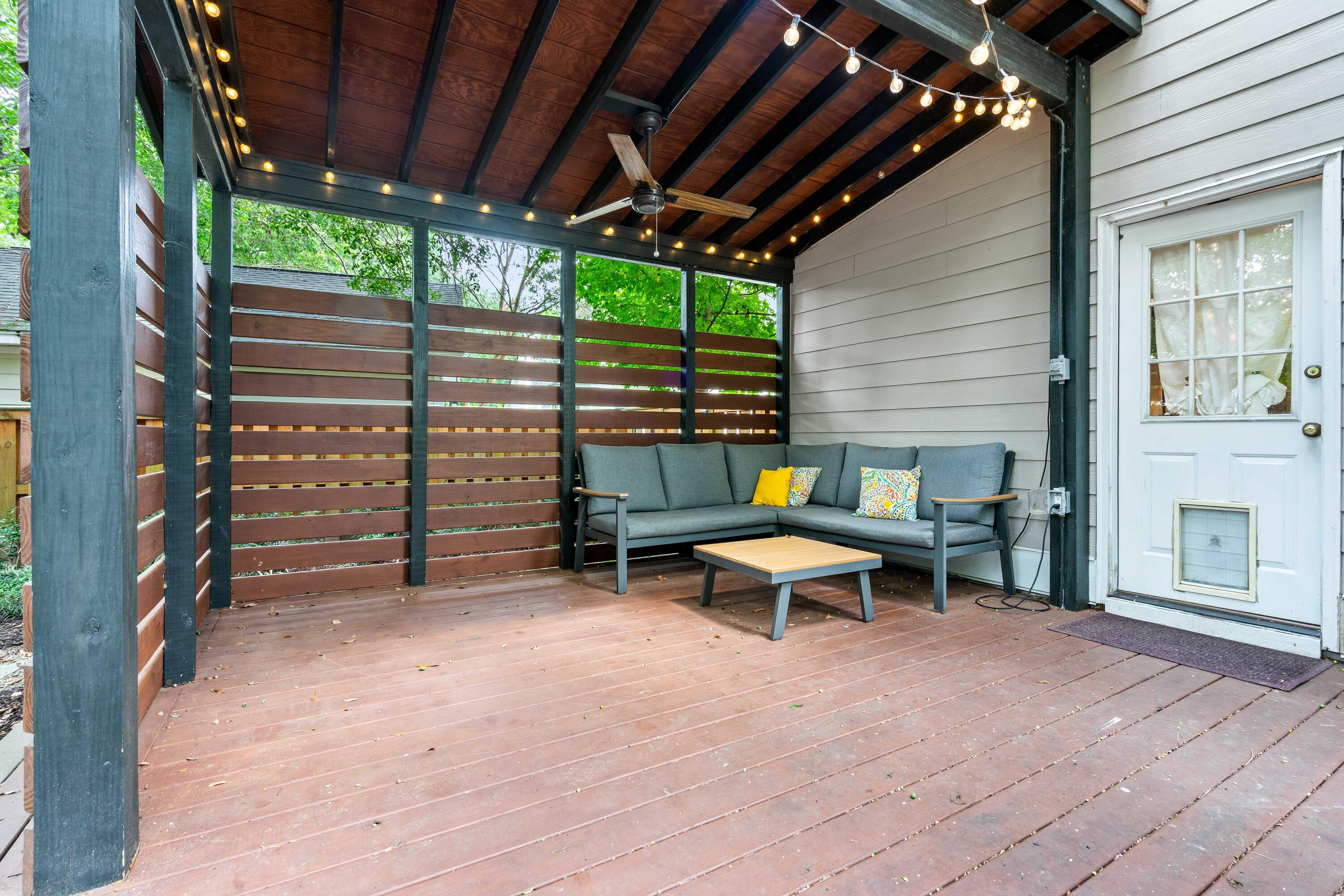 2906 Split Hickory Court